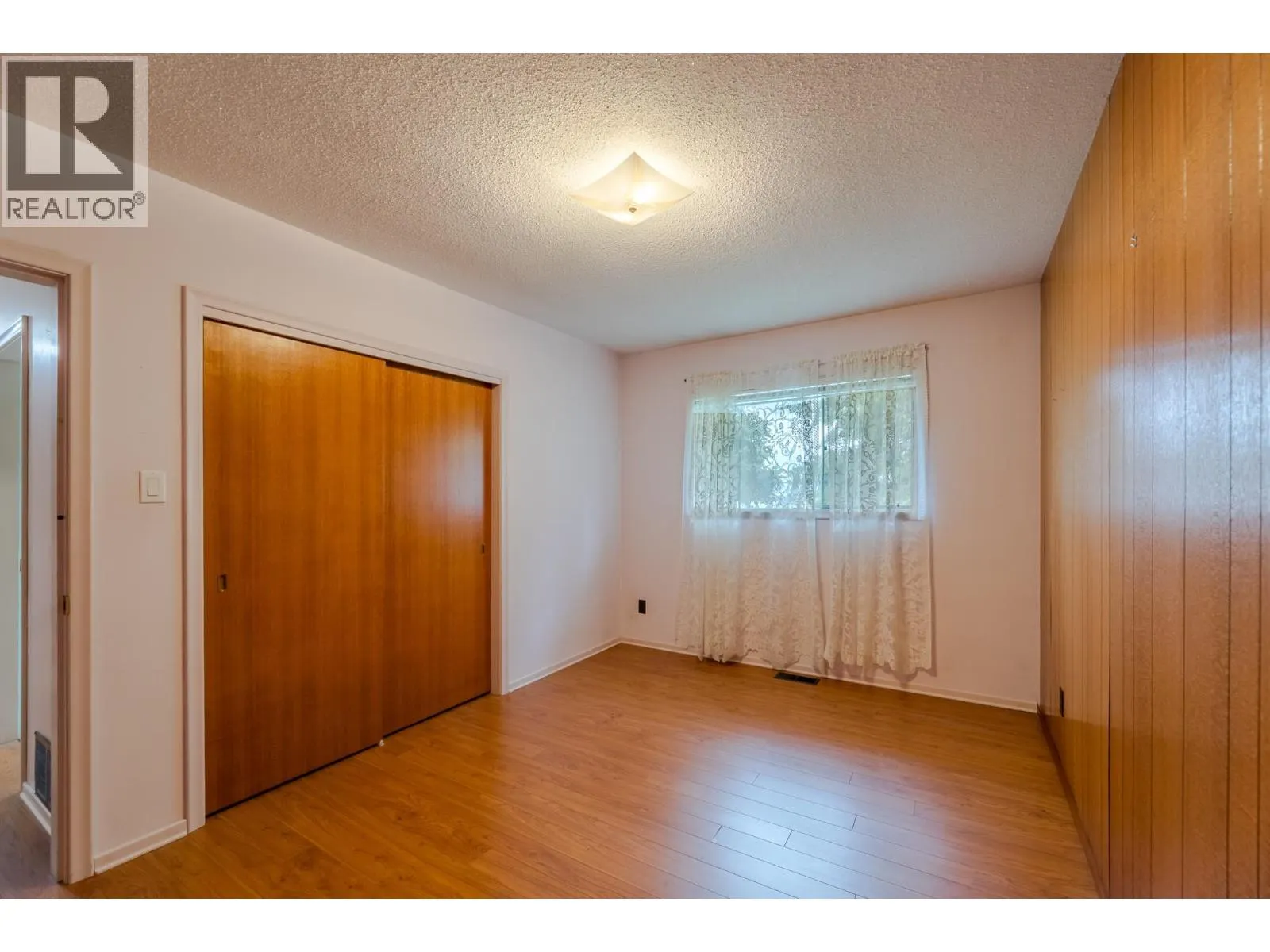 793 MacCleave Avenue