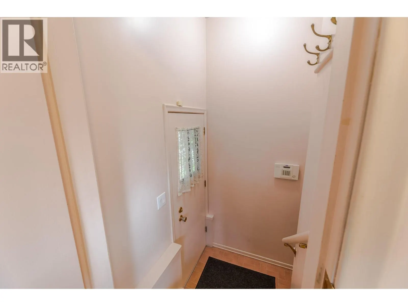 793 MacCleave Avenue