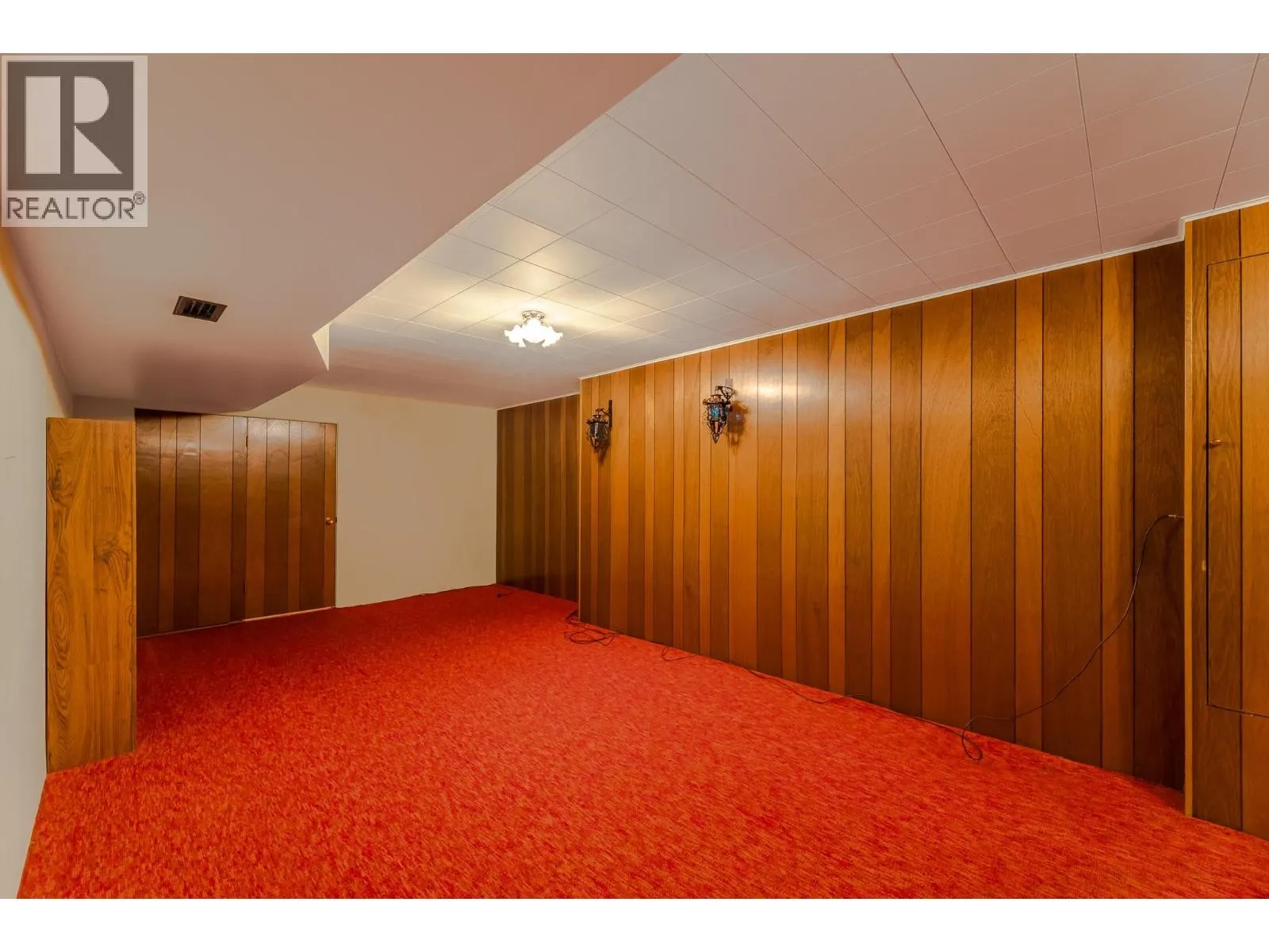 793 MacCleave Avenue