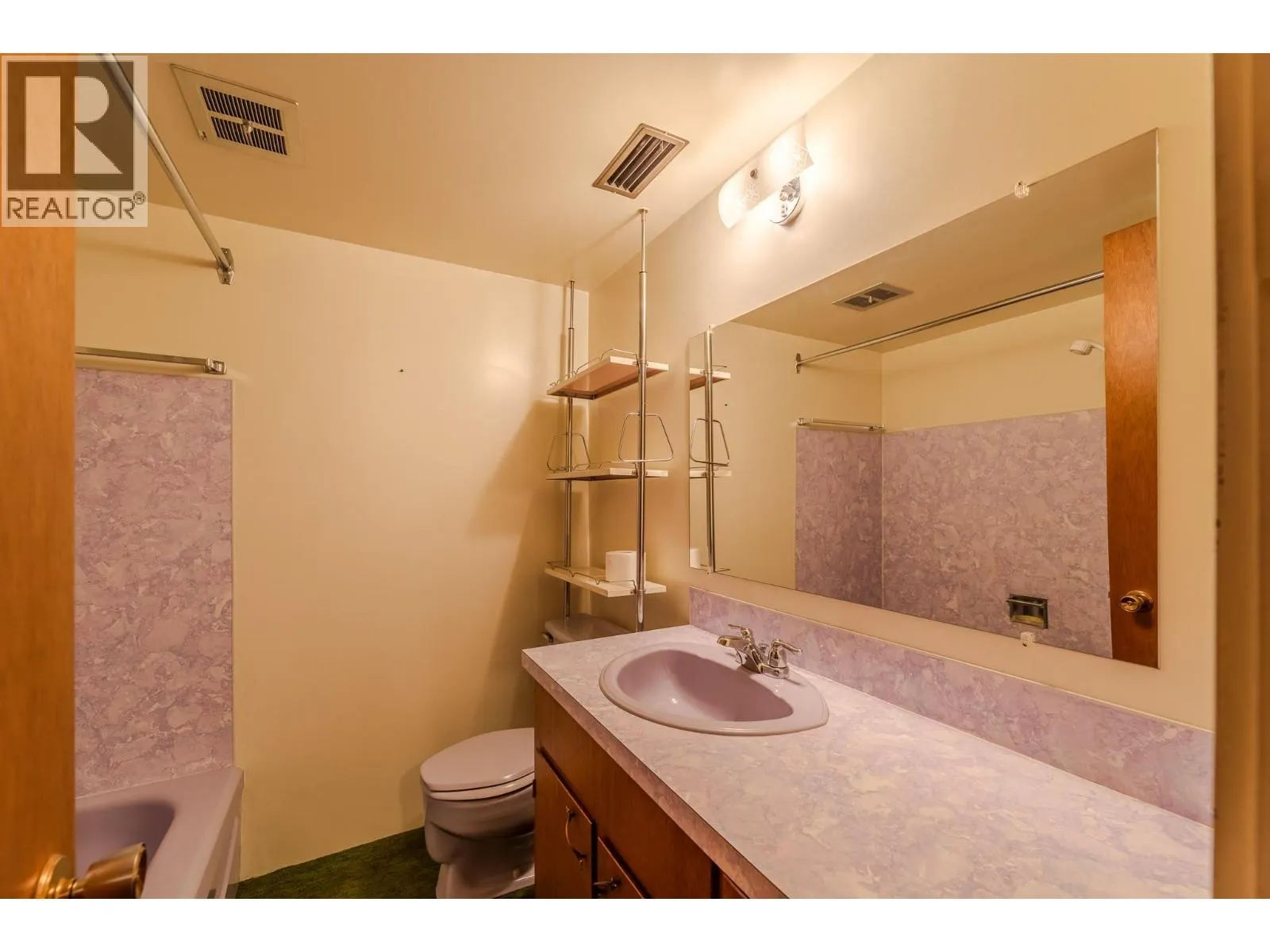 793 MacCleave Avenue