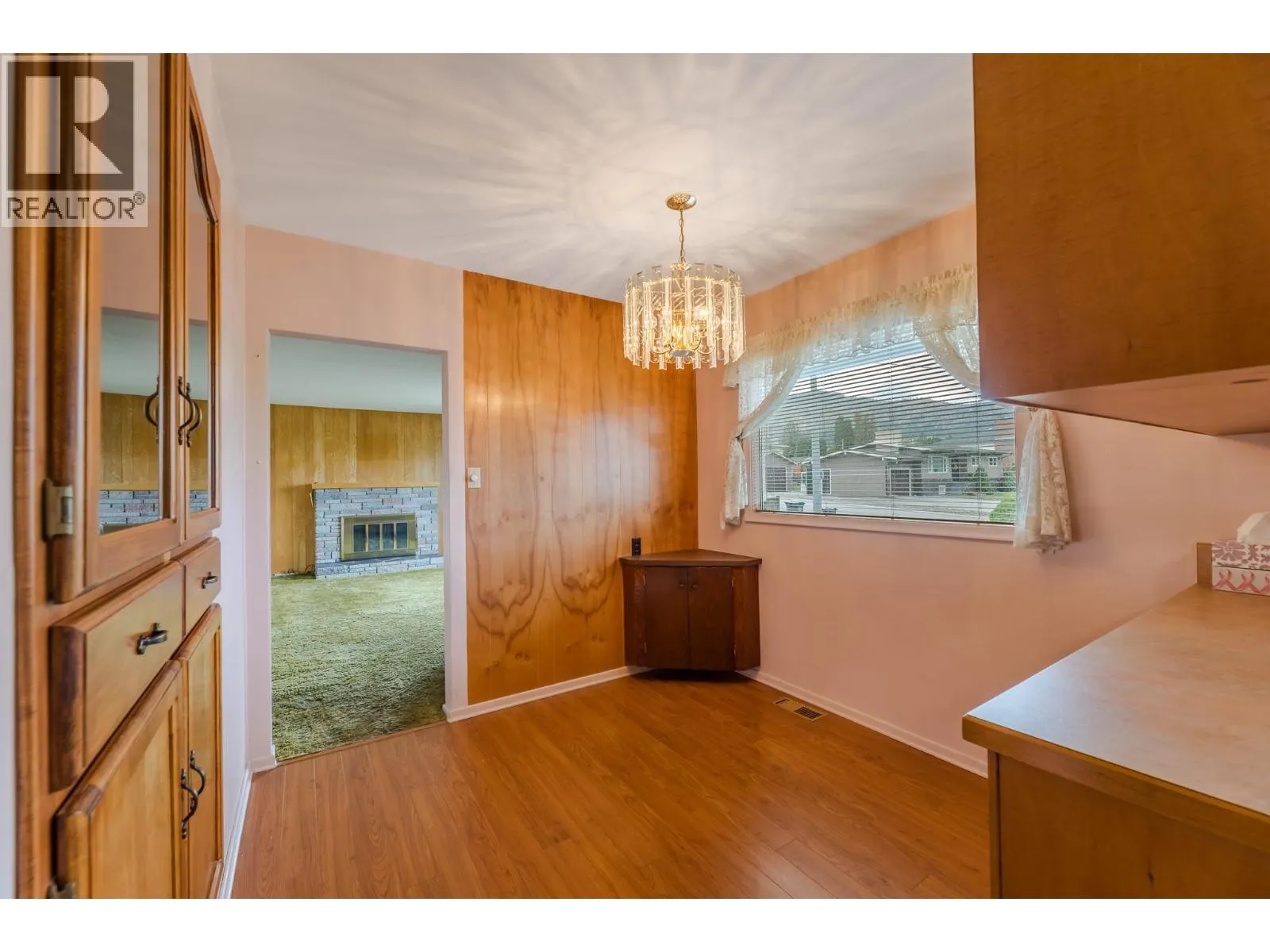 793 MacCleave Avenue