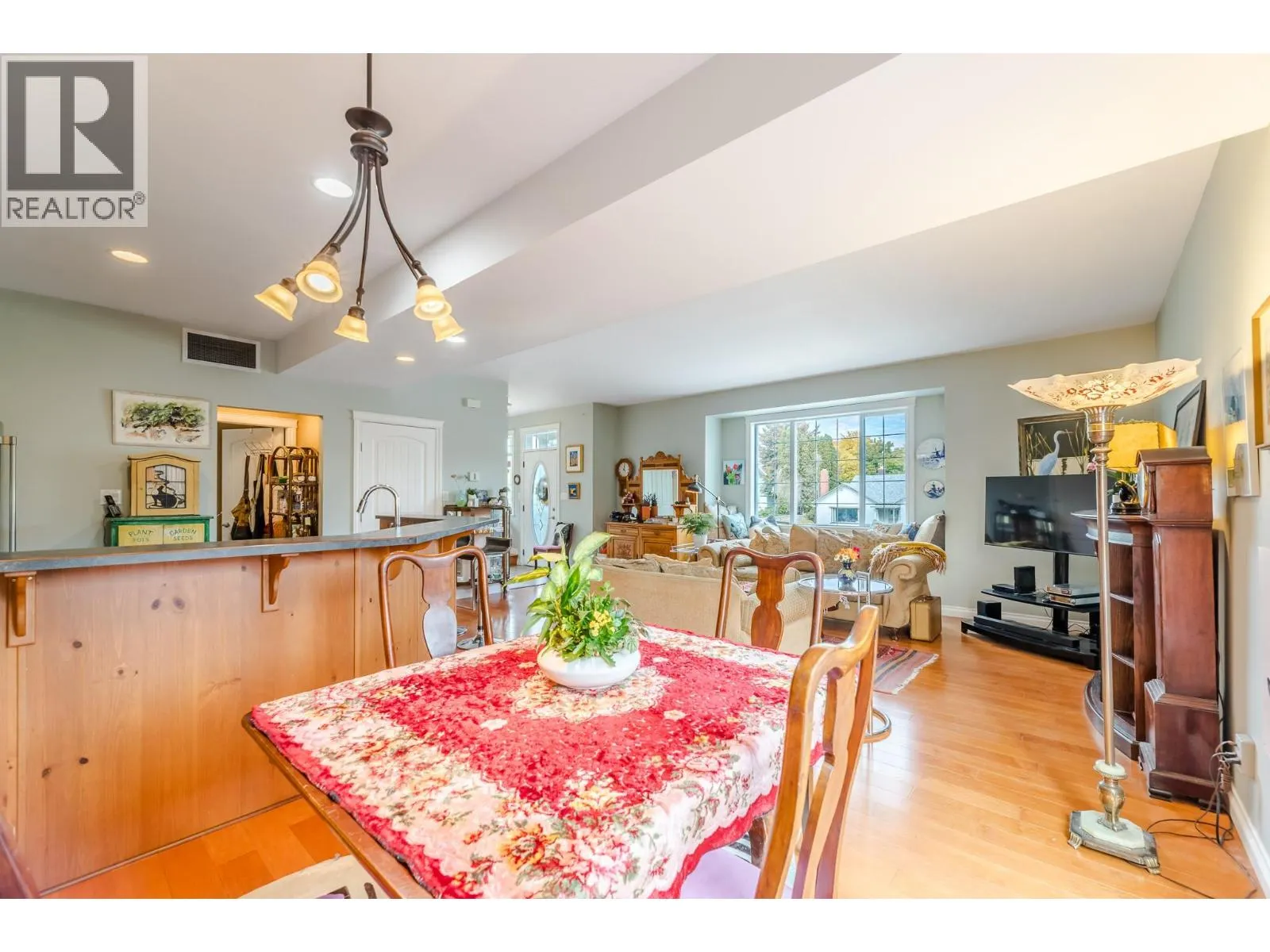 168 Regina Avenue Unit# 101