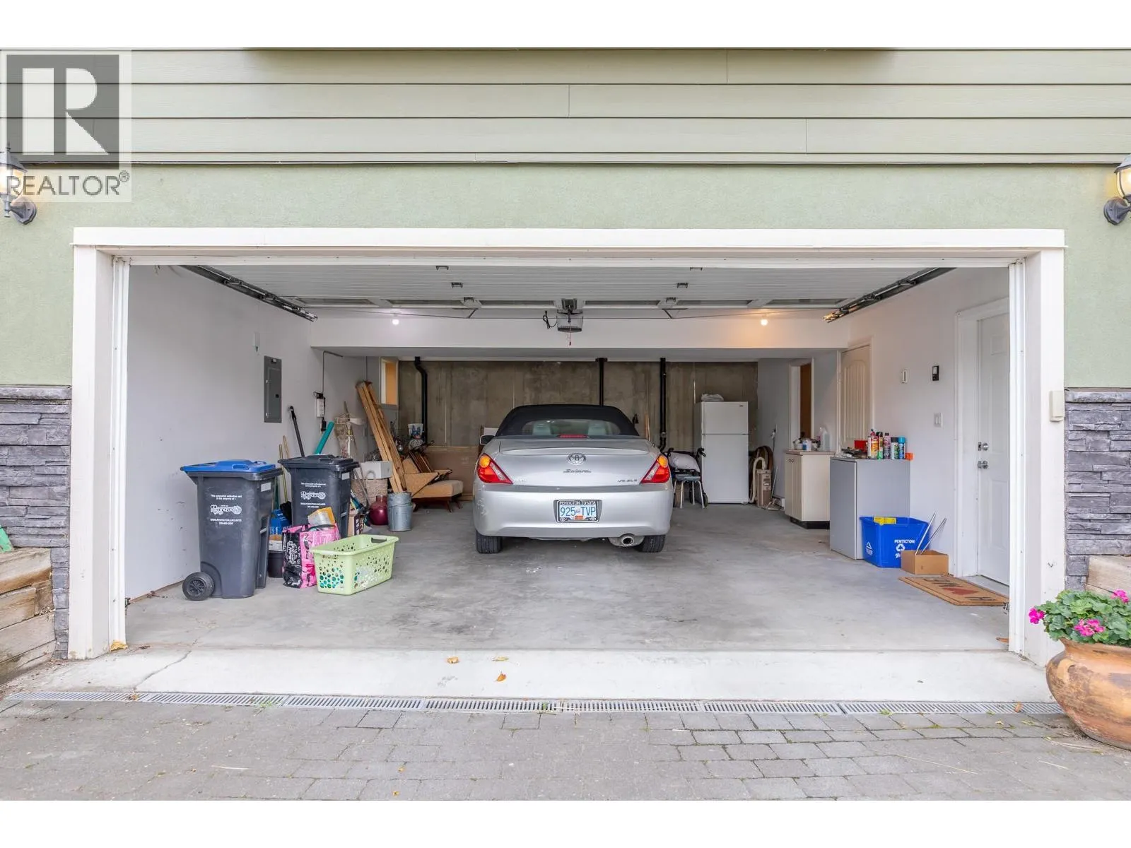 168 Regina Avenue Unit# 101