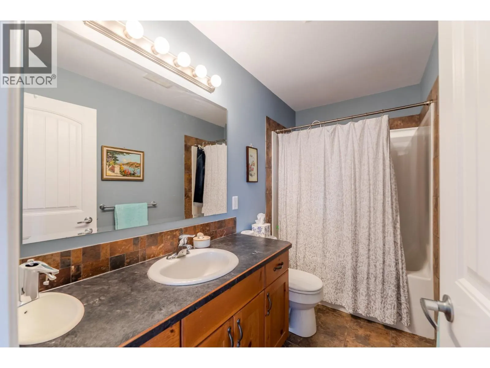 168 Regina Avenue Unit# 101