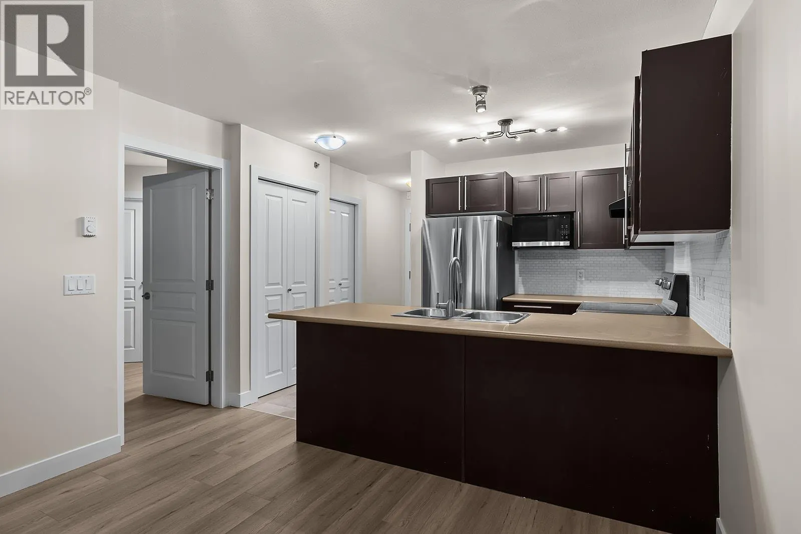 1099 Sunset Drive Unit# 431