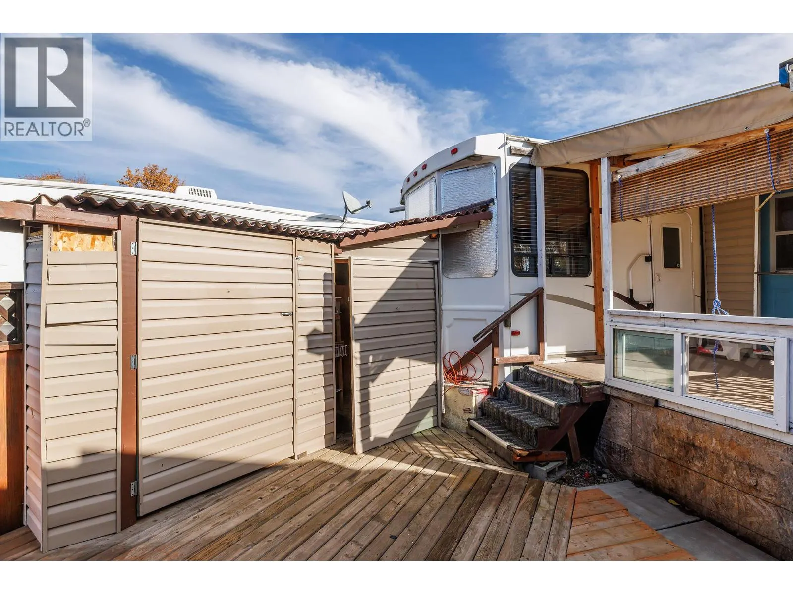 415 COMMONWEALTH Road Unit# 600