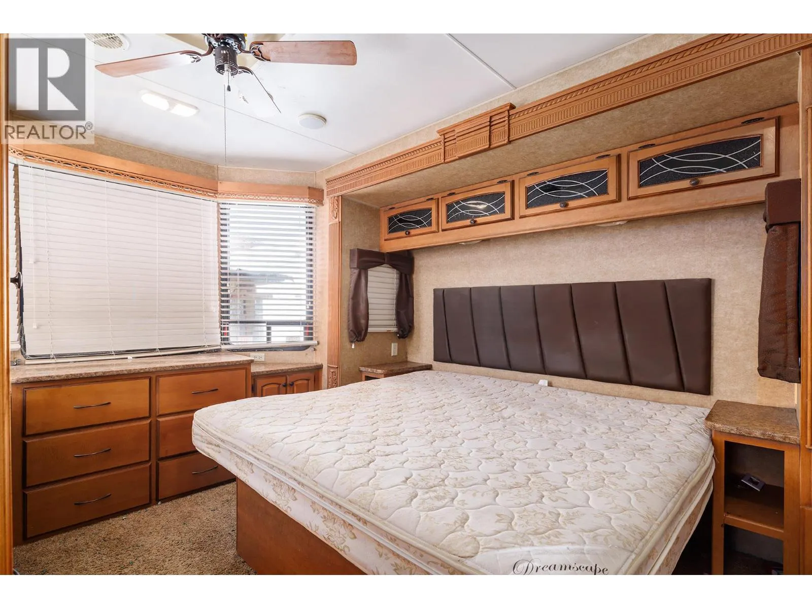 415 COMMONWEALTH Road Unit# 600