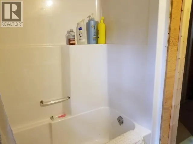 3848/3849 HUTCHISON Road