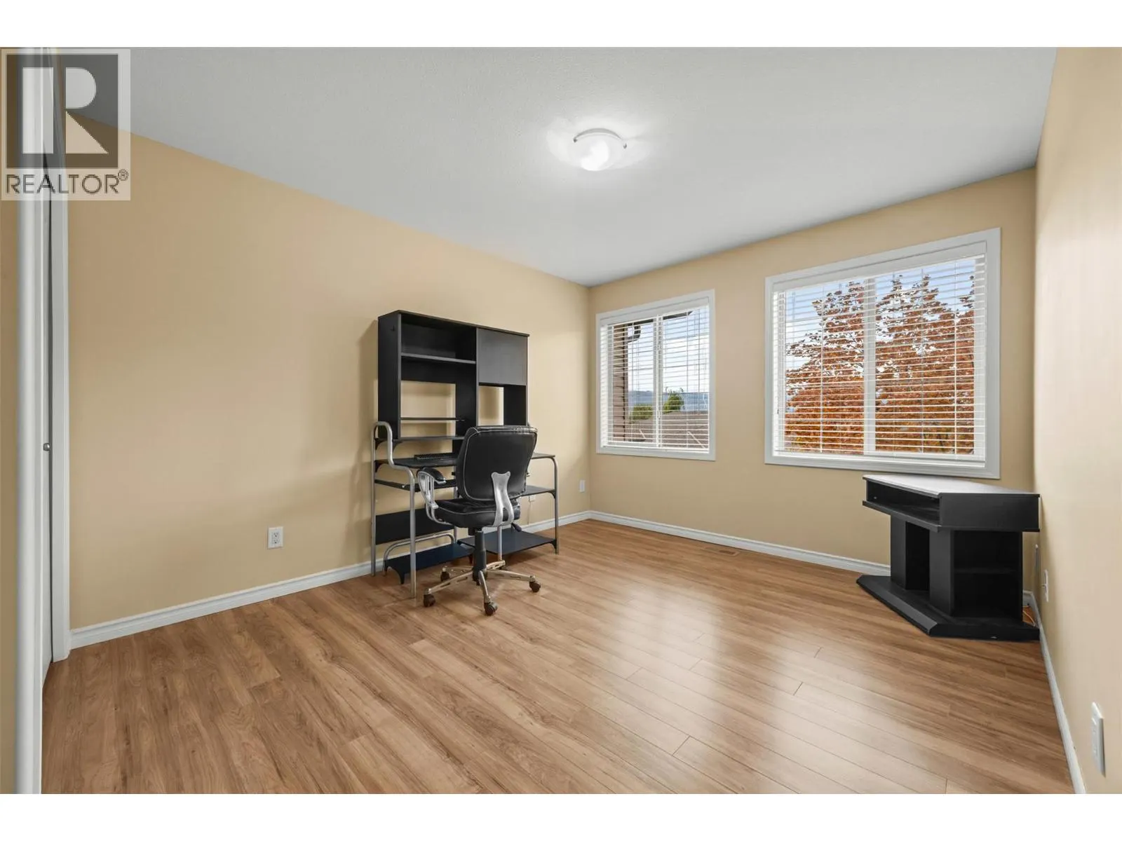 3512 Ridge Boulevard Unit# 8