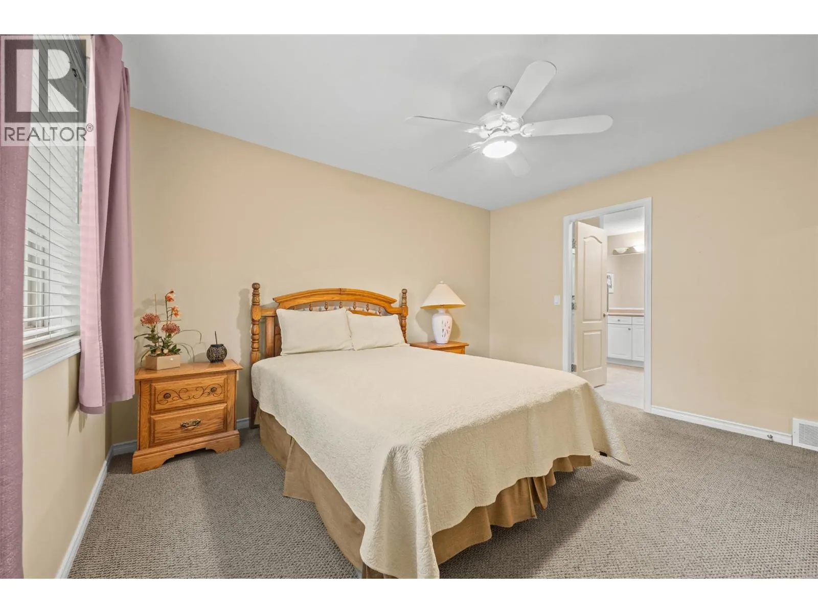 3512 Ridge Boulevard Unit# 8