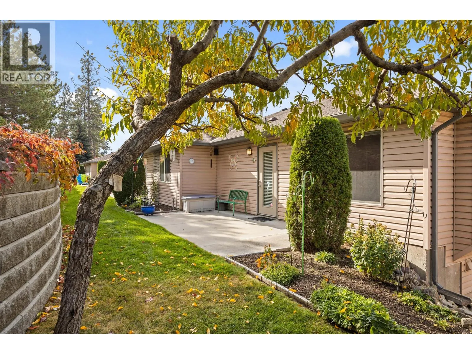 3512 Ridge Boulevard Unit# 8