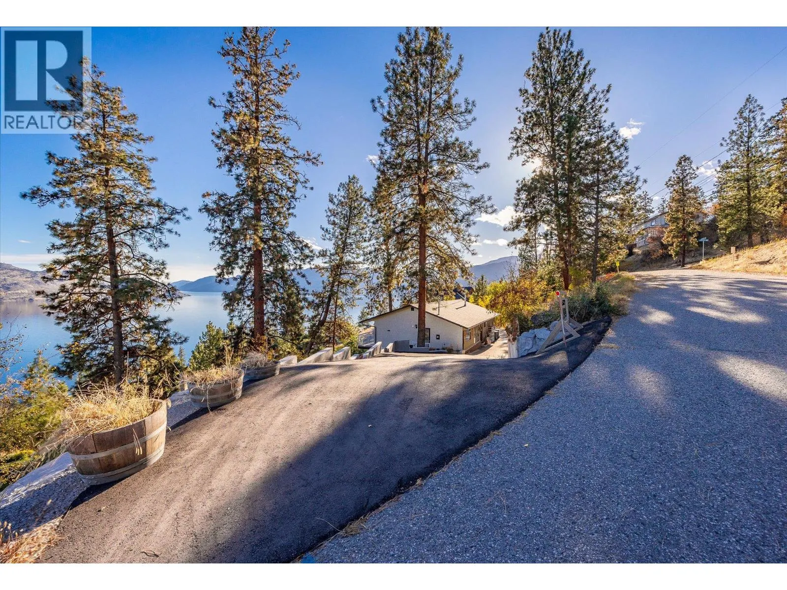 5821 Atkinson Crescent