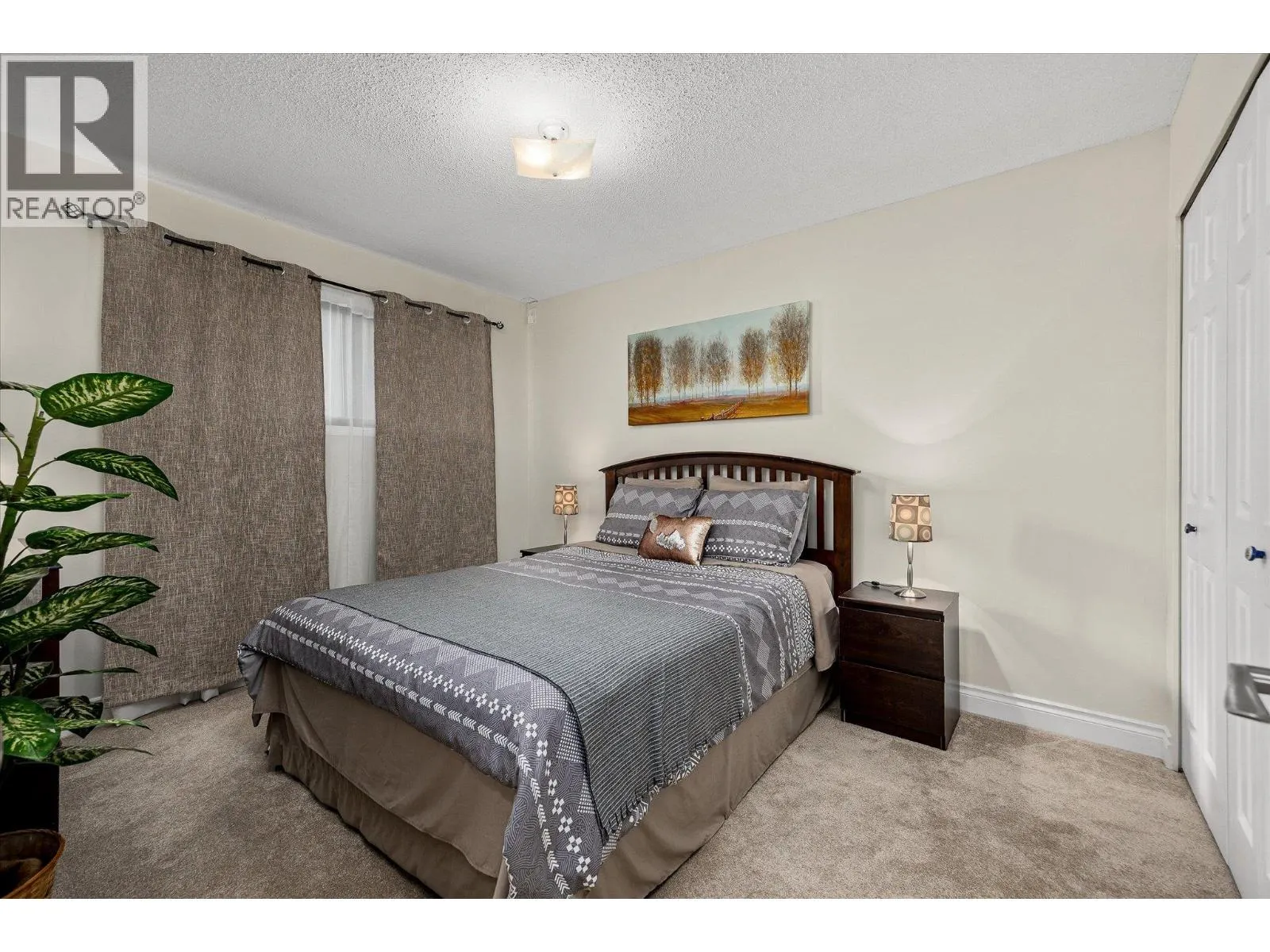 5821 Atkinson Crescent