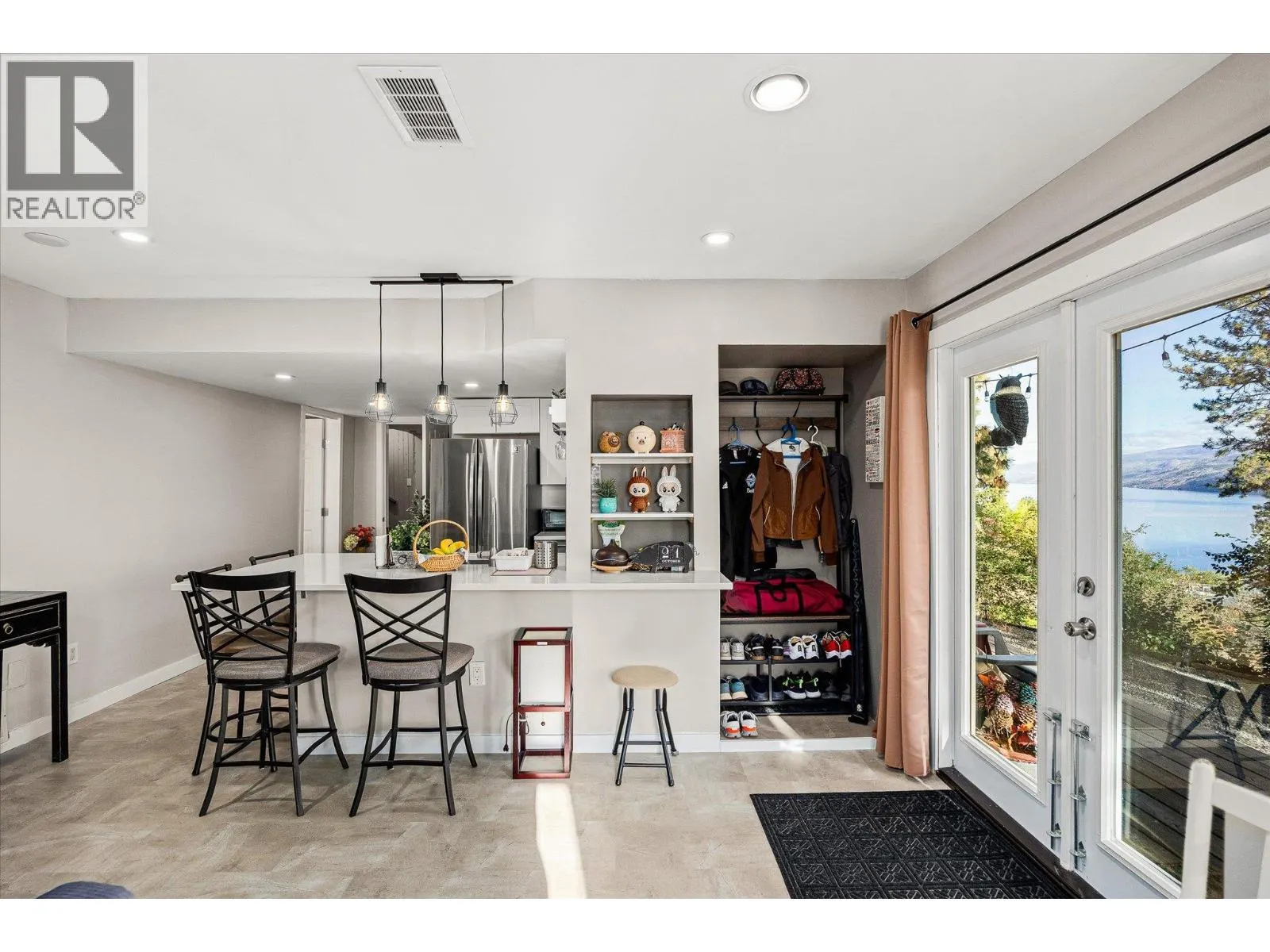 5821 Atkinson Crescent