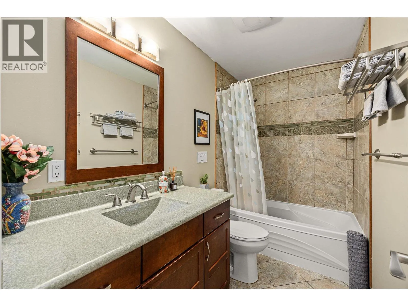 5821 Atkinson Crescent