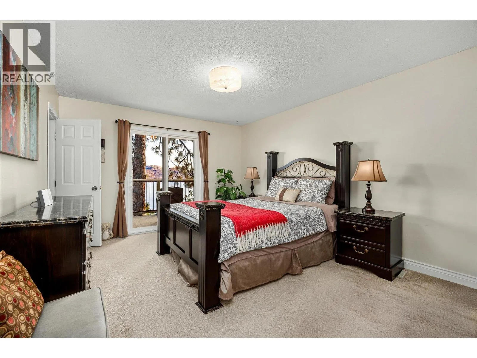 5821 Atkinson Crescent