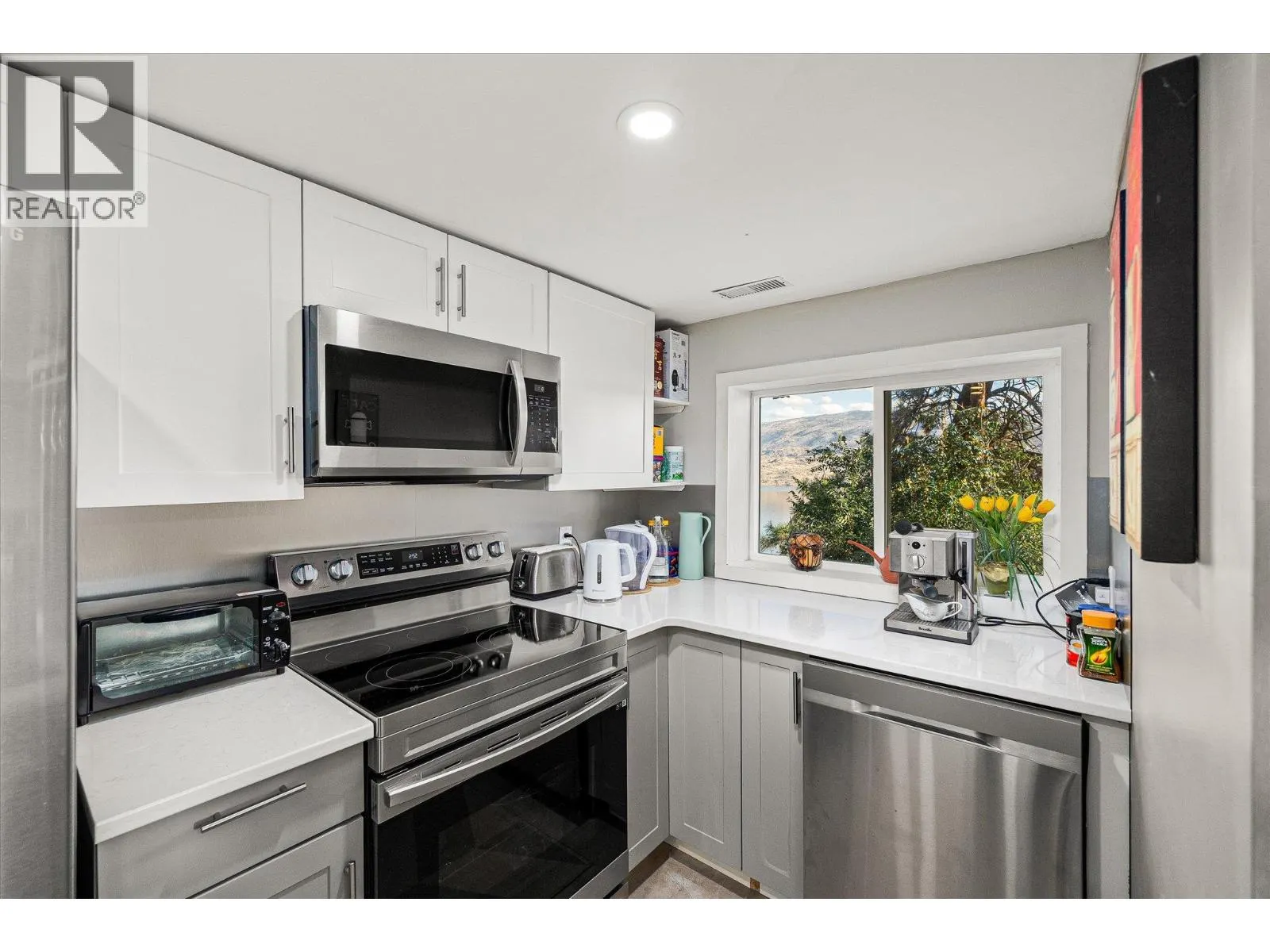 5821 Atkinson Crescent