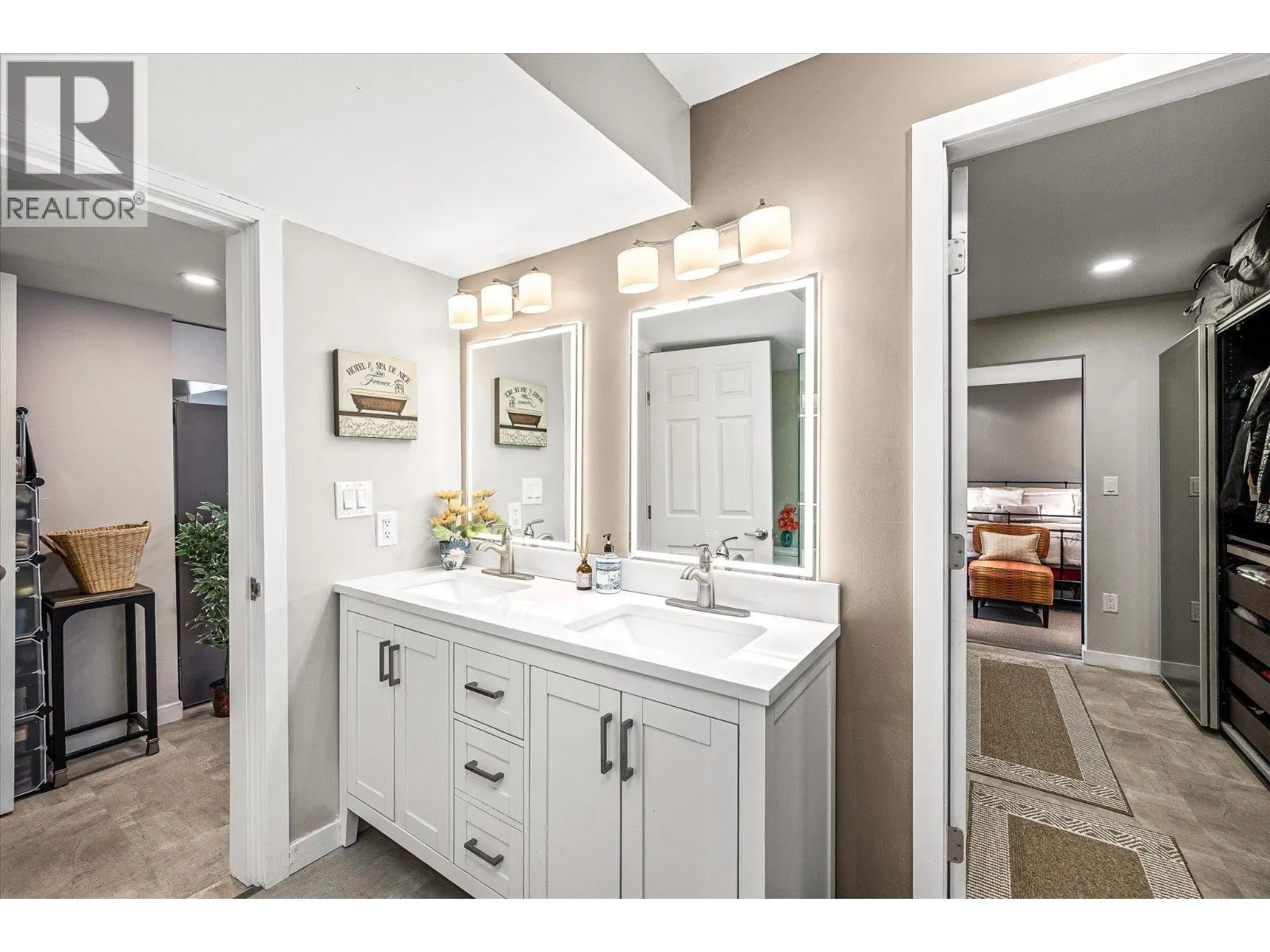 5821 Atkinson Crescent