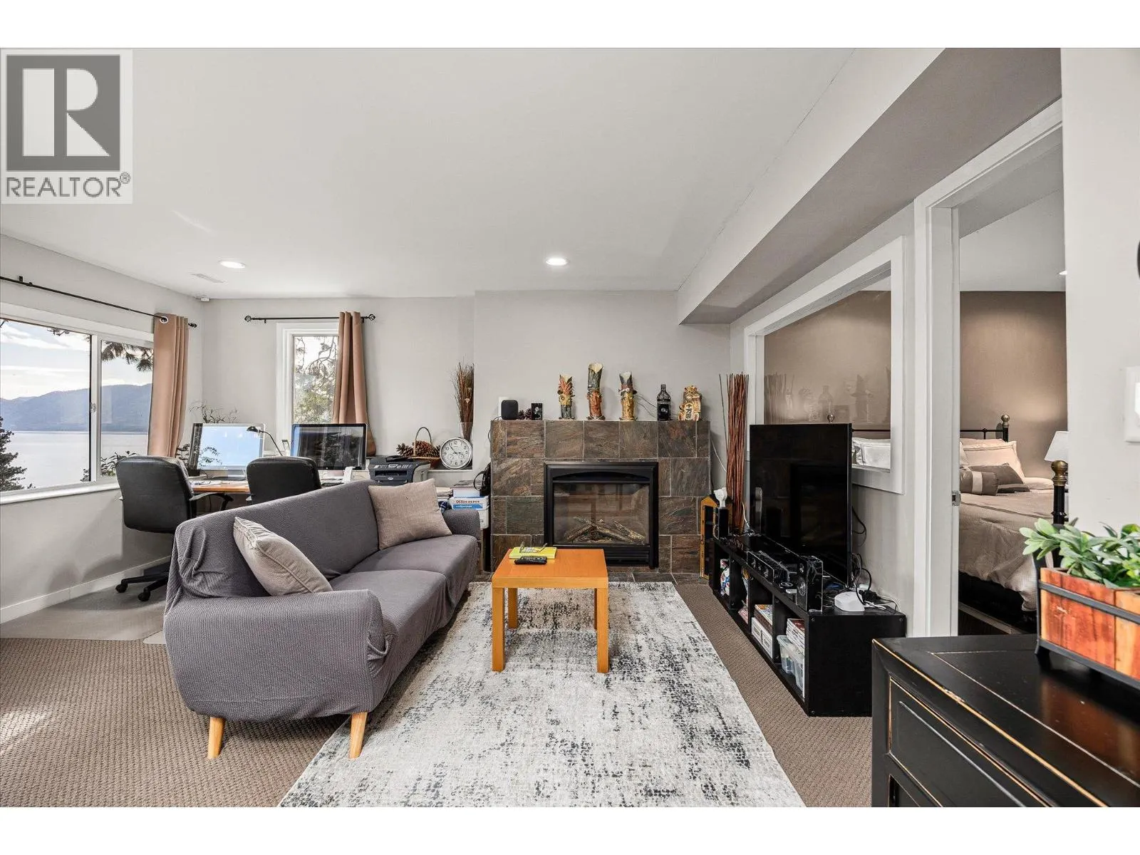 5821 Atkinson Crescent