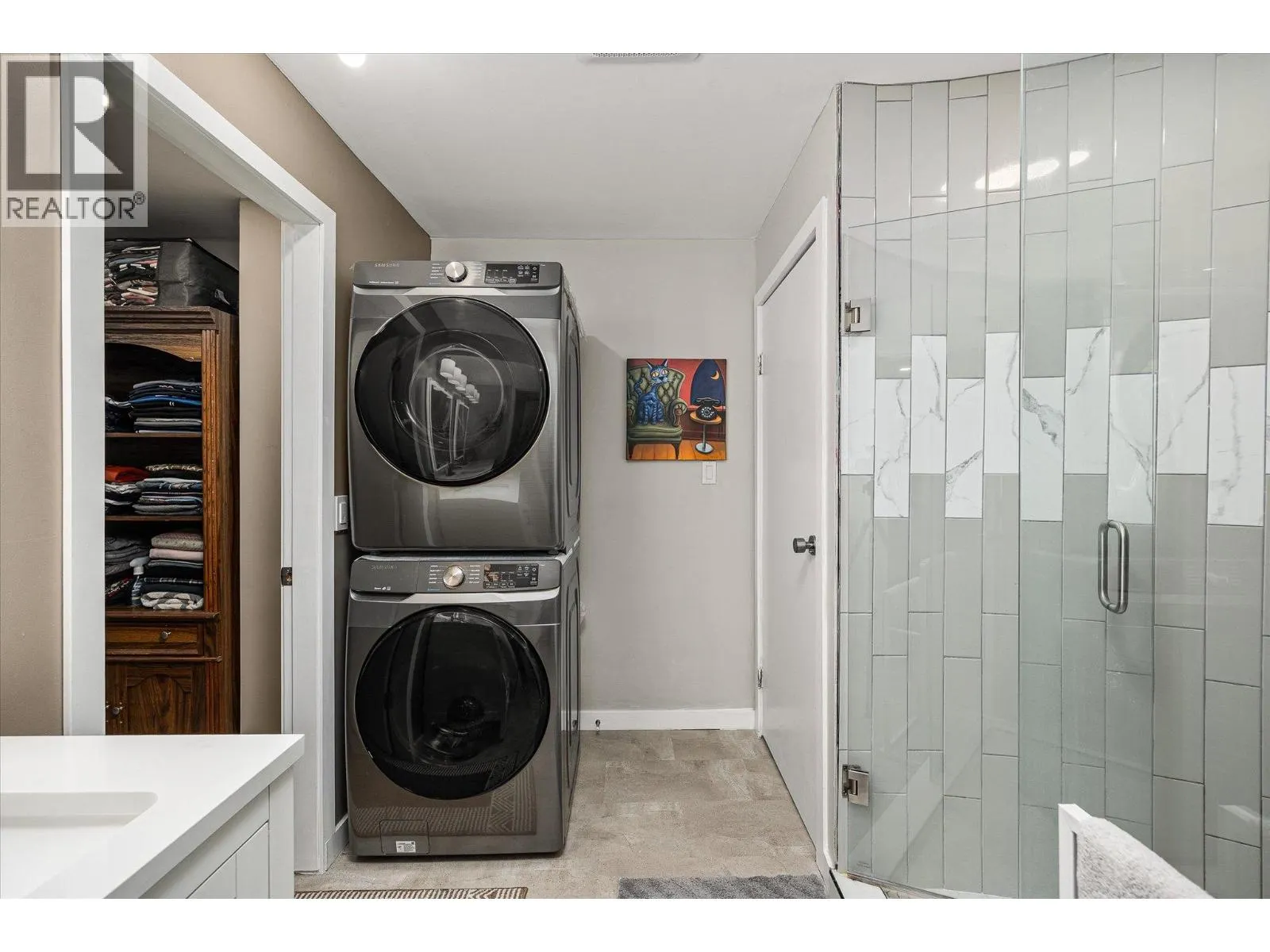 5821 Atkinson Crescent