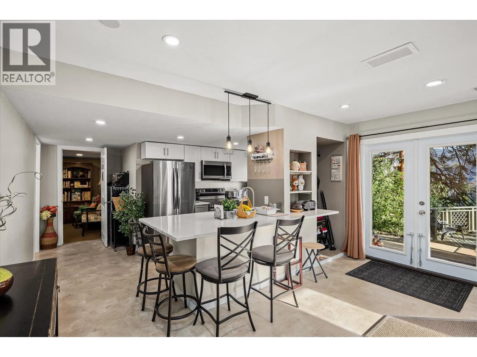 5821 Atkinson Crescent