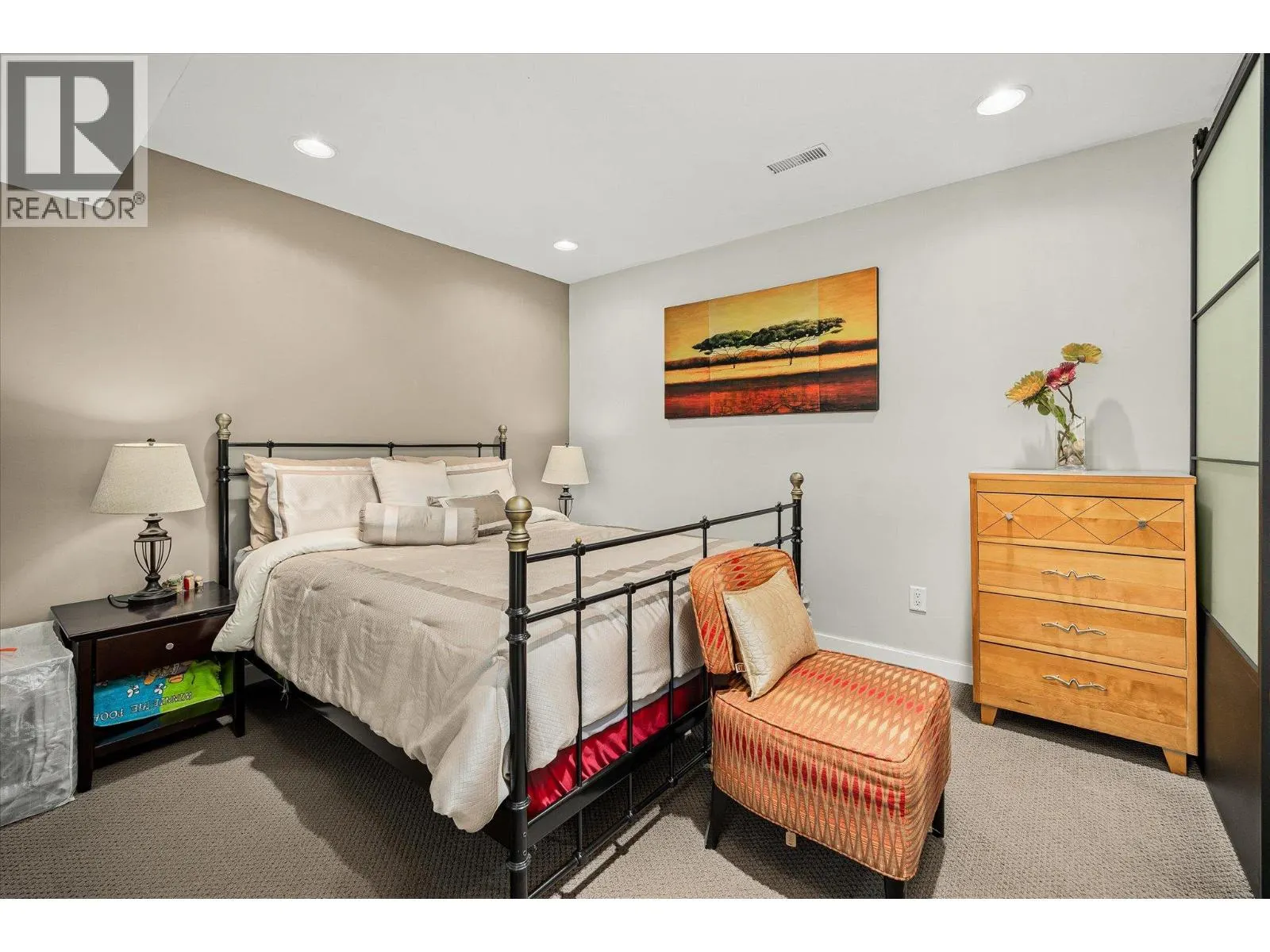 5821 Atkinson Crescent