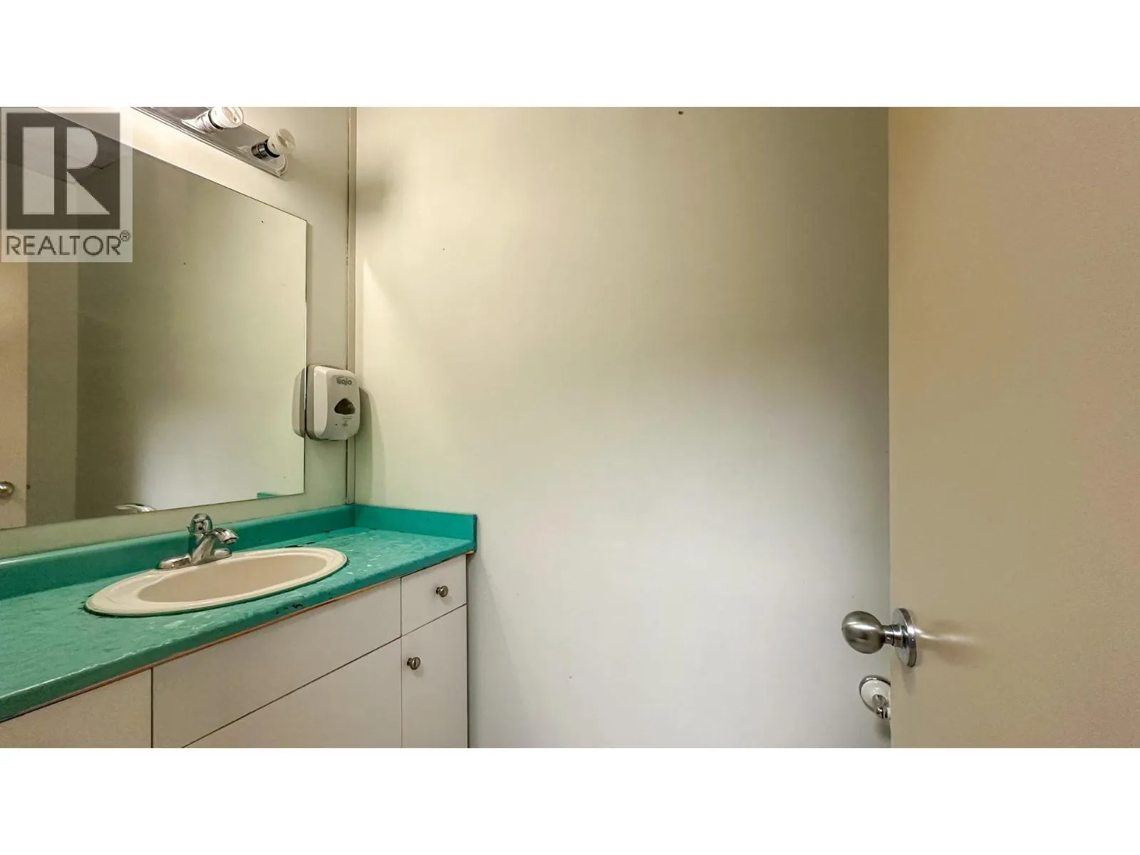 200 Dougall Road N Unit# 102B