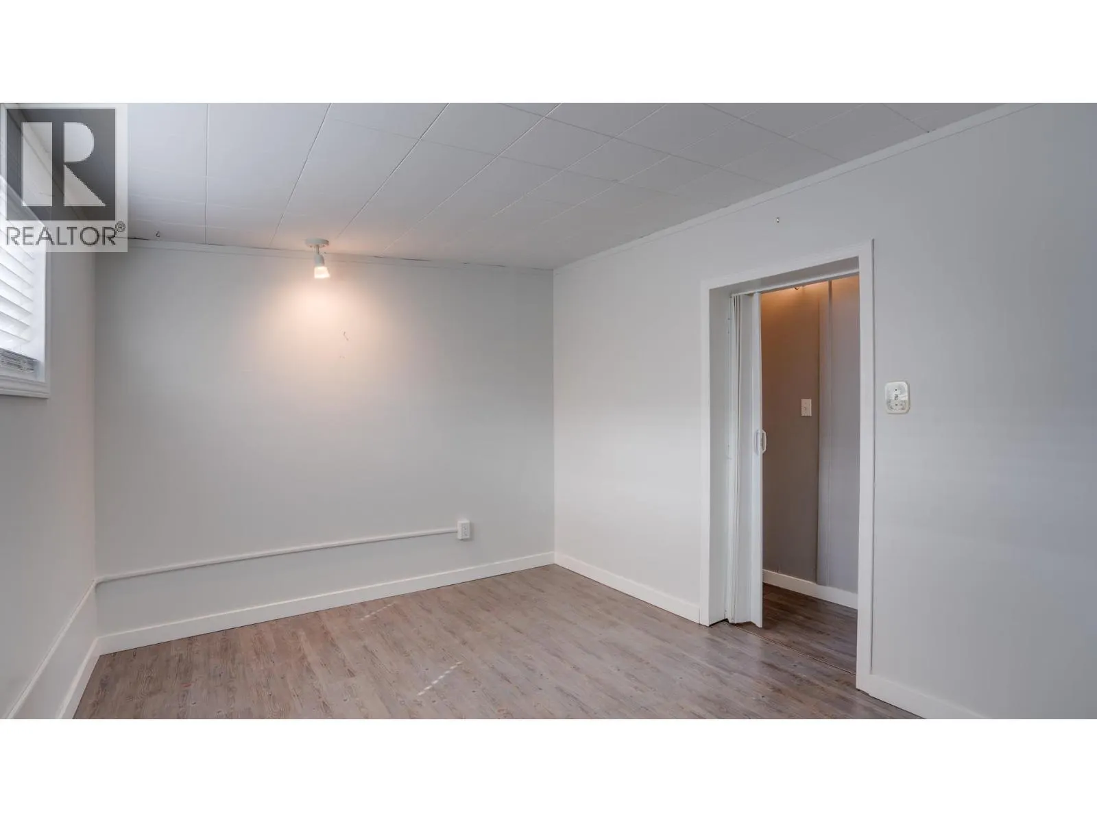 5484 25 Avenue Unit# 61