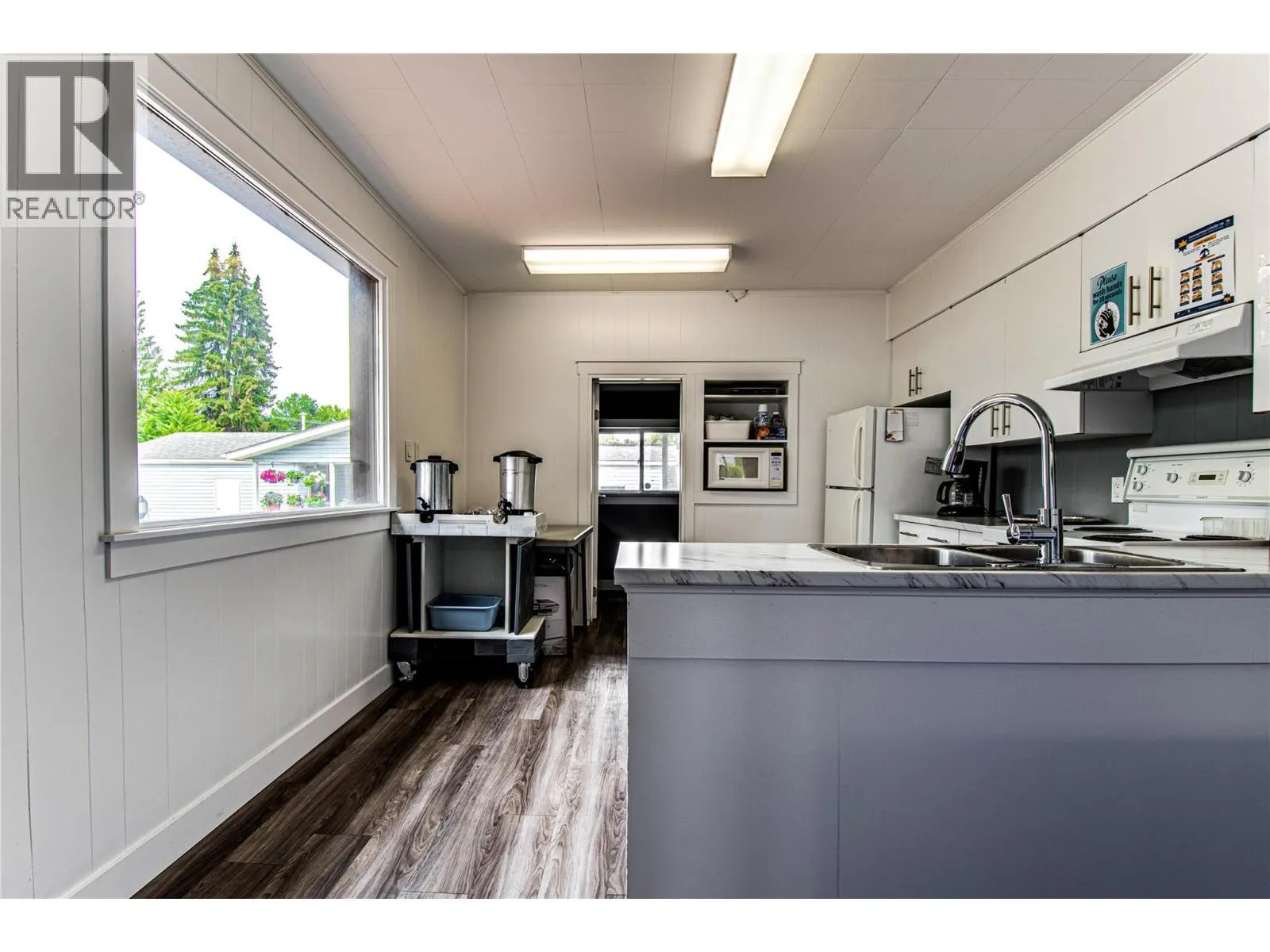 5484 25 Avenue Unit# 61