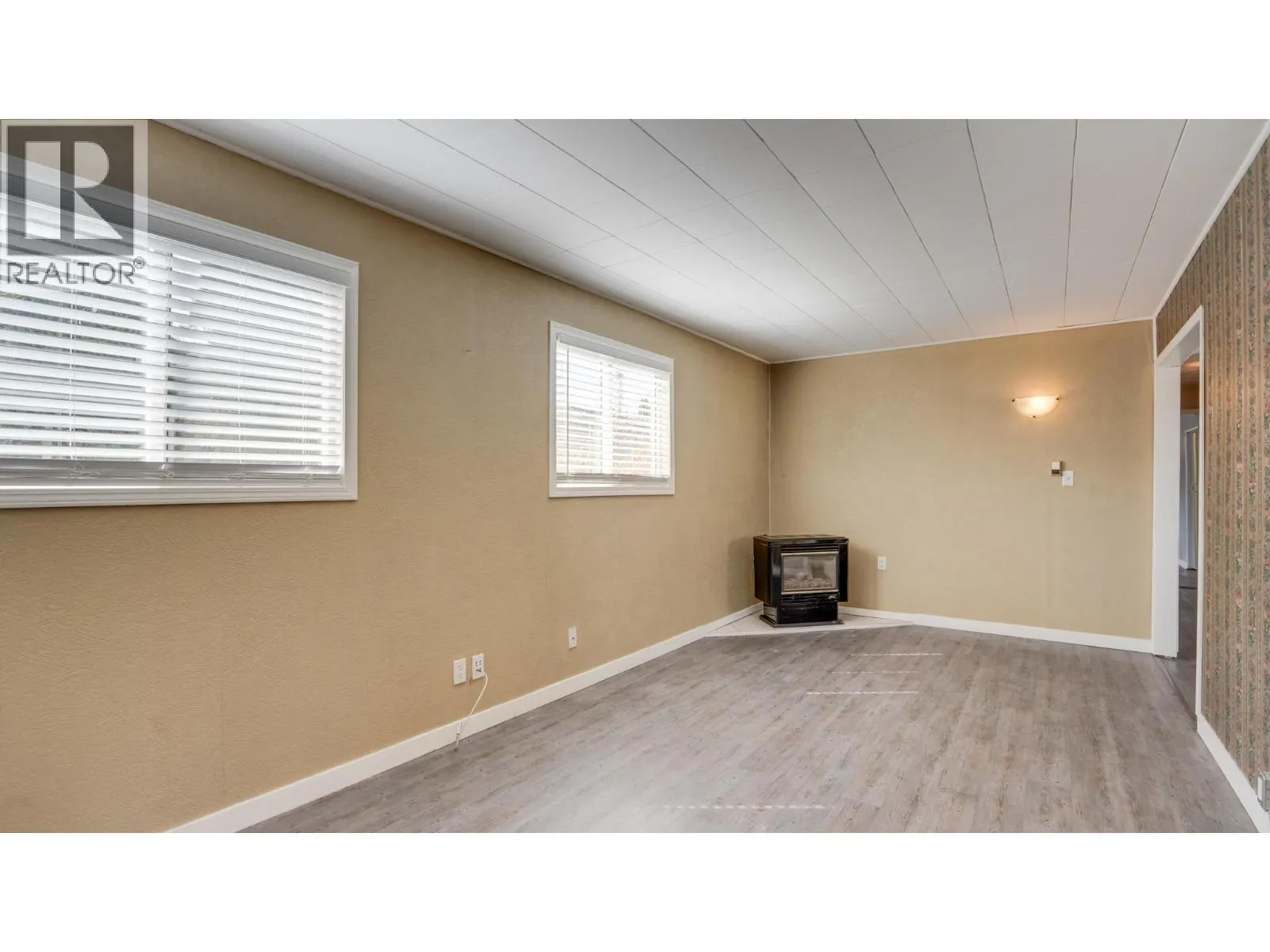 5484 25 Avenue Unit# 61