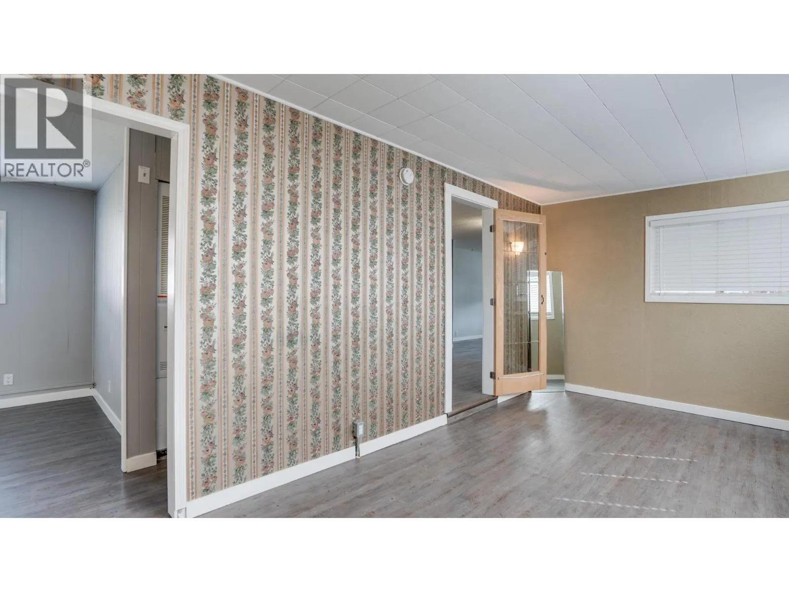 5484 25 Avenue Unit# 61