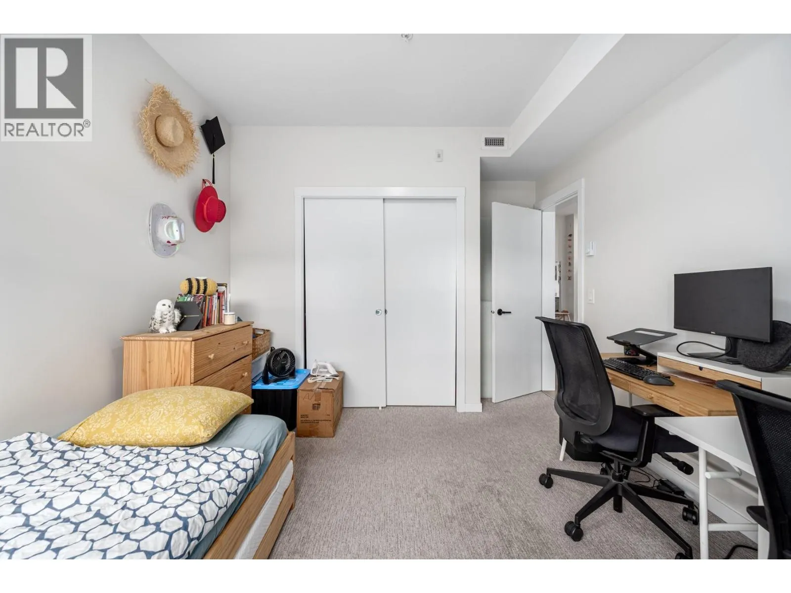 1880 Hugh Allan Drive Unit# 309