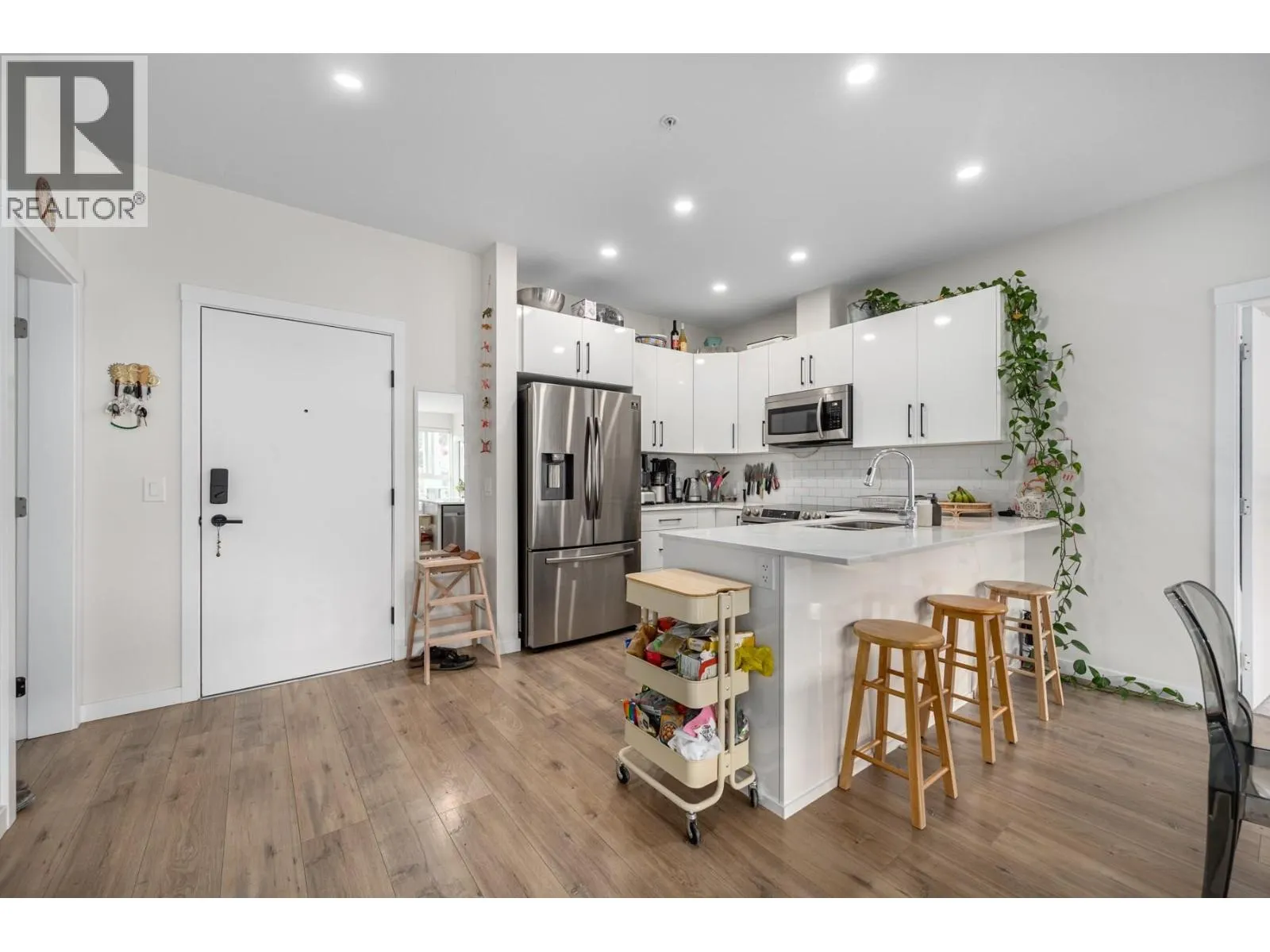 1880 Hugh Allan Drive Unit# 309