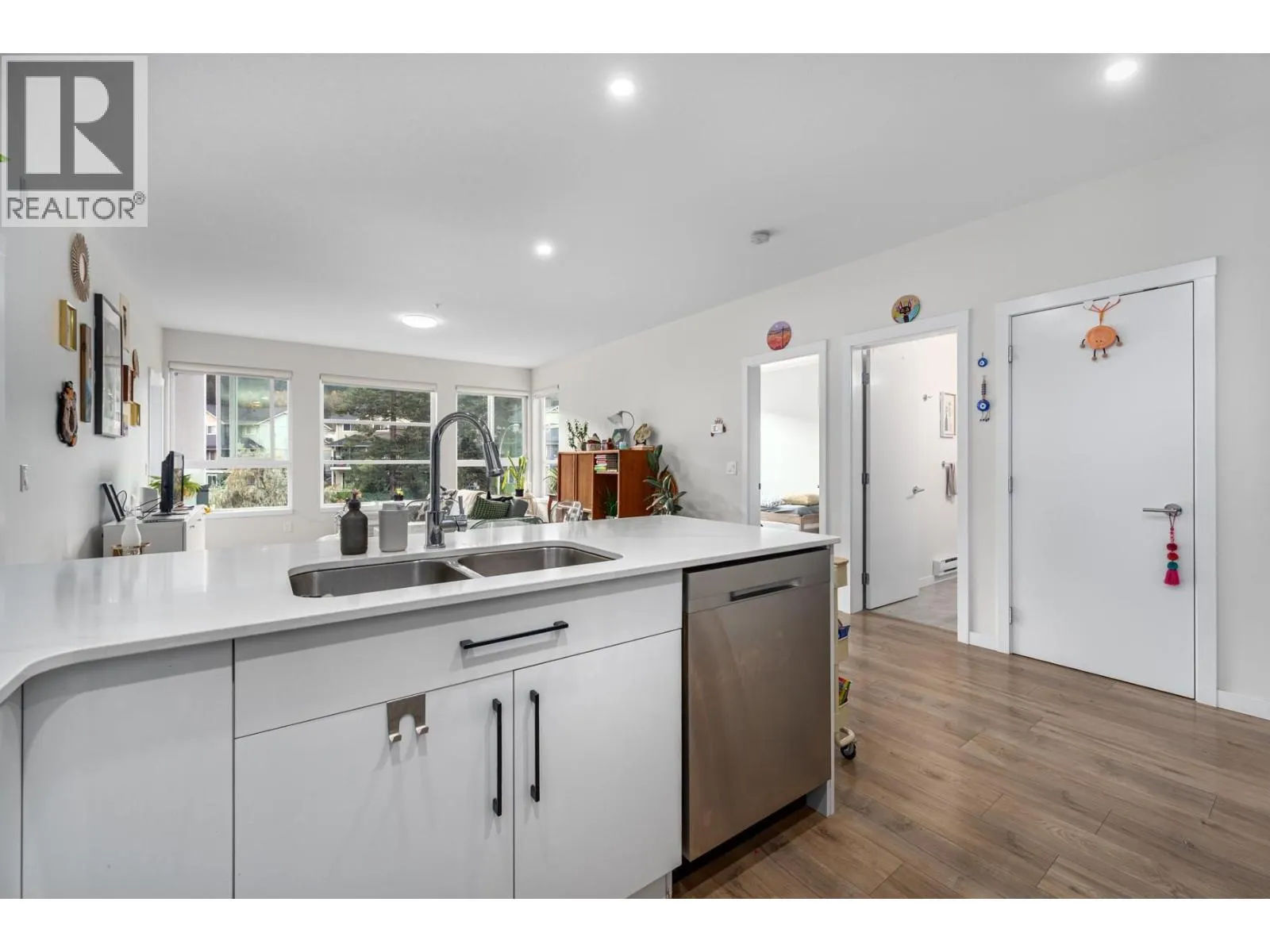 1880 Hugh Allan Drive Unit# 309