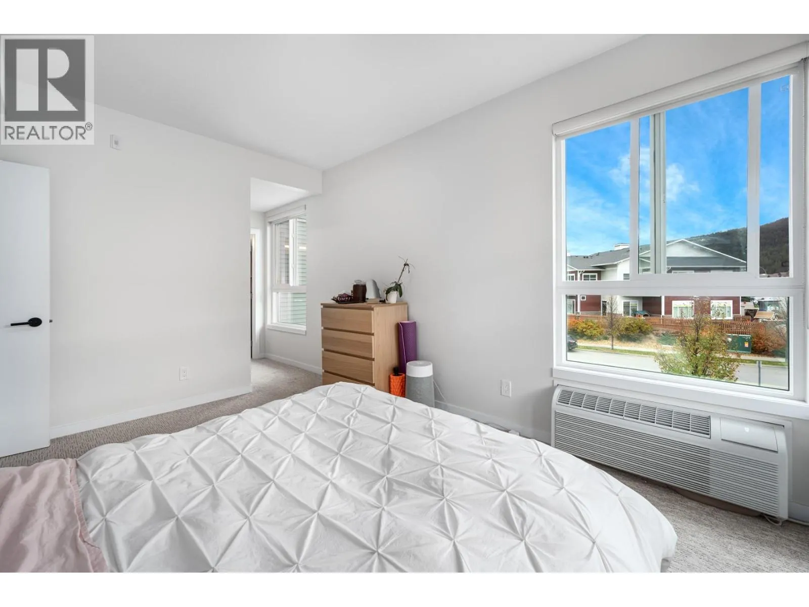 1880 Hugh Allan Drive Unit# 309