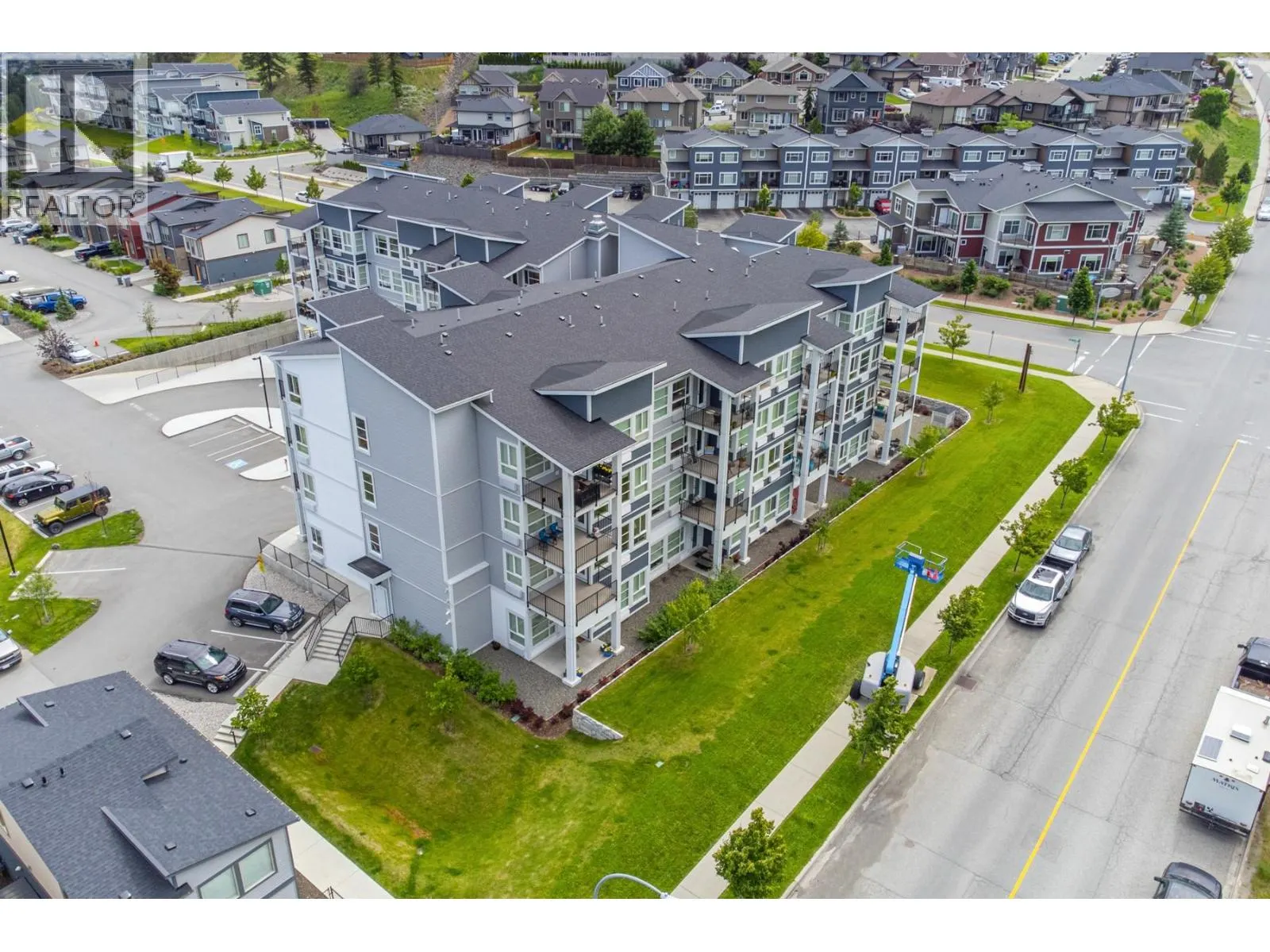 1880 Hugh Allan Drive Unit# 309