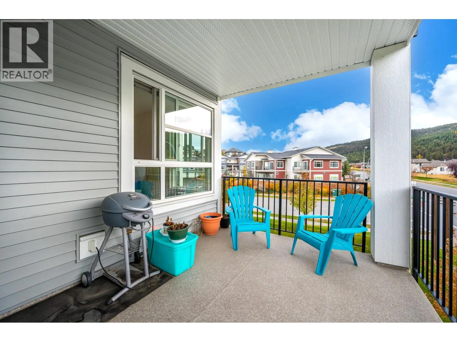 1880 Hugh Allan Drive Unit# 309