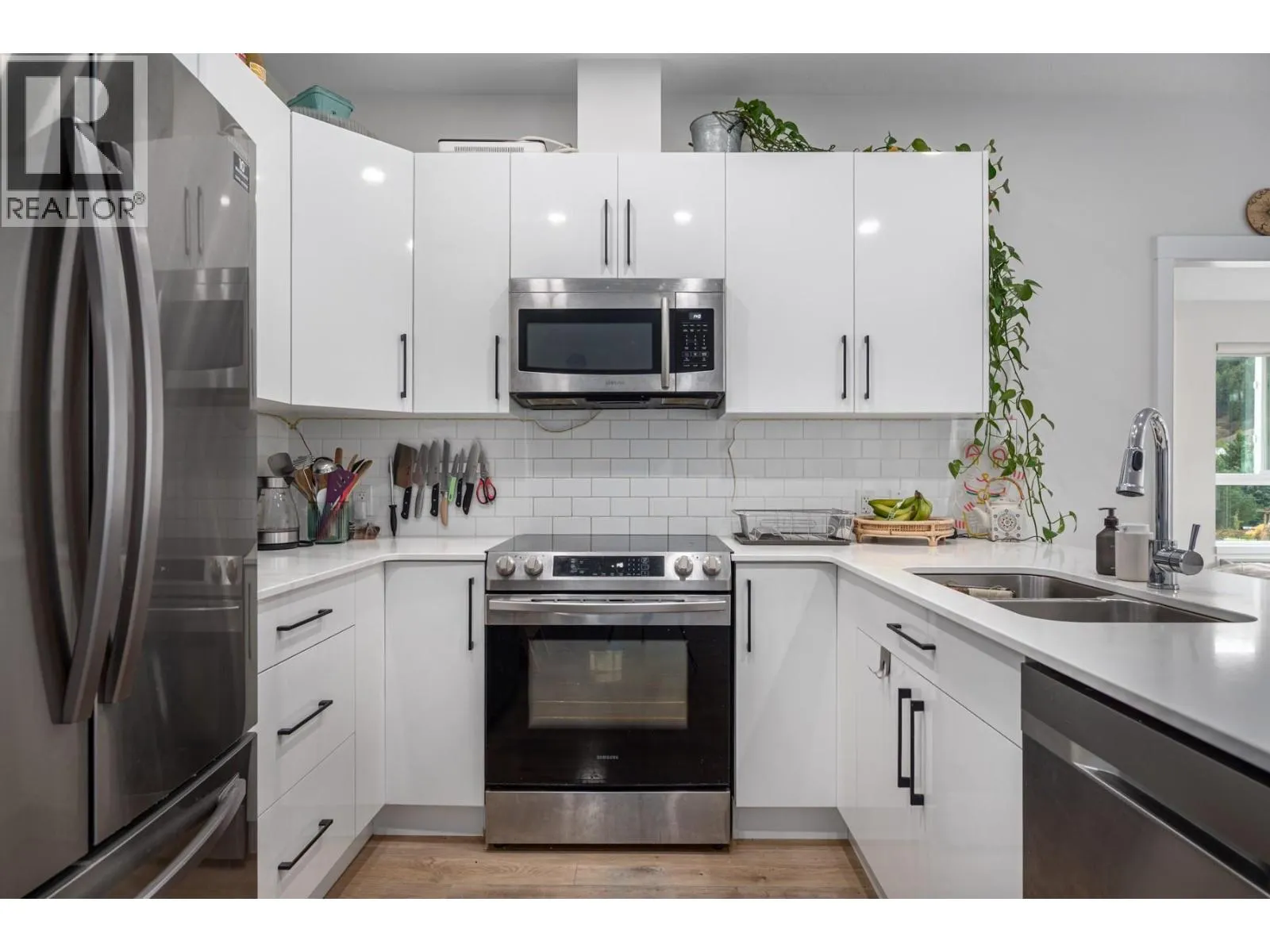 1880 Hugh Allan Drive Unit# 309