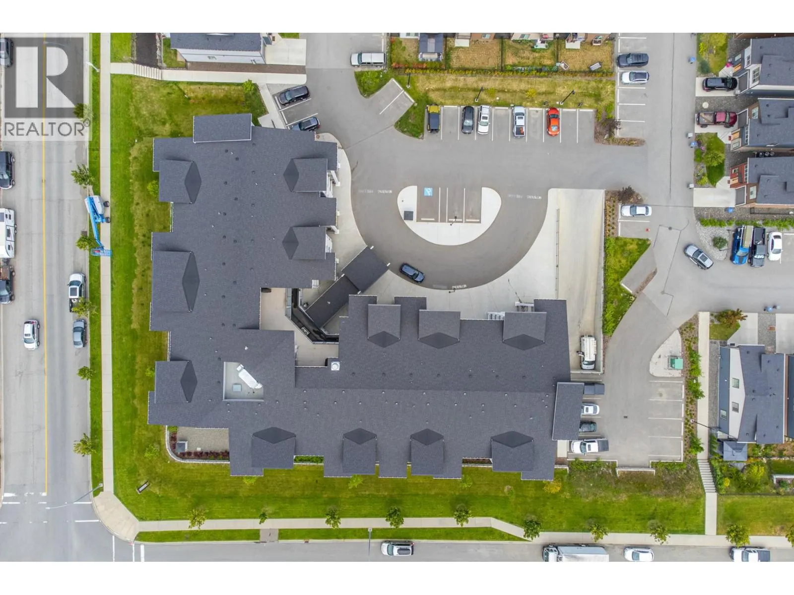 1880 Hugh Allan Drive Unit# 309