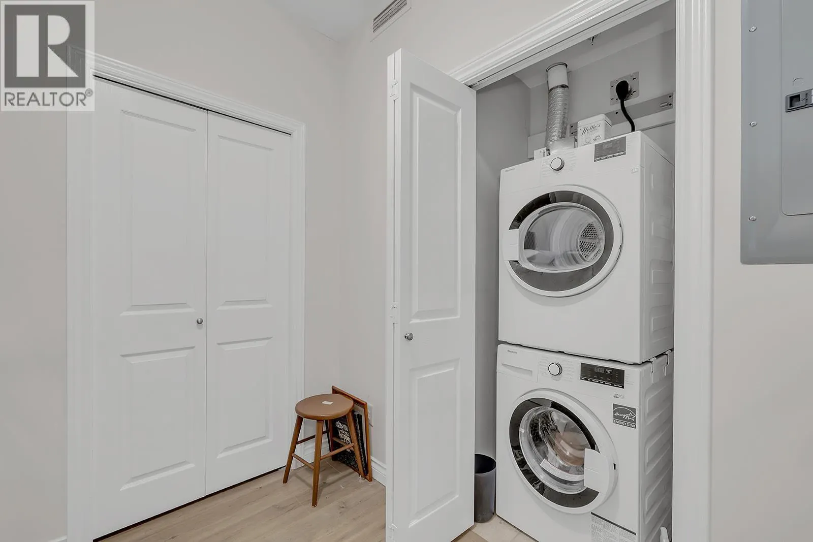 3832 Old Okanagan Highway Unit# 3305