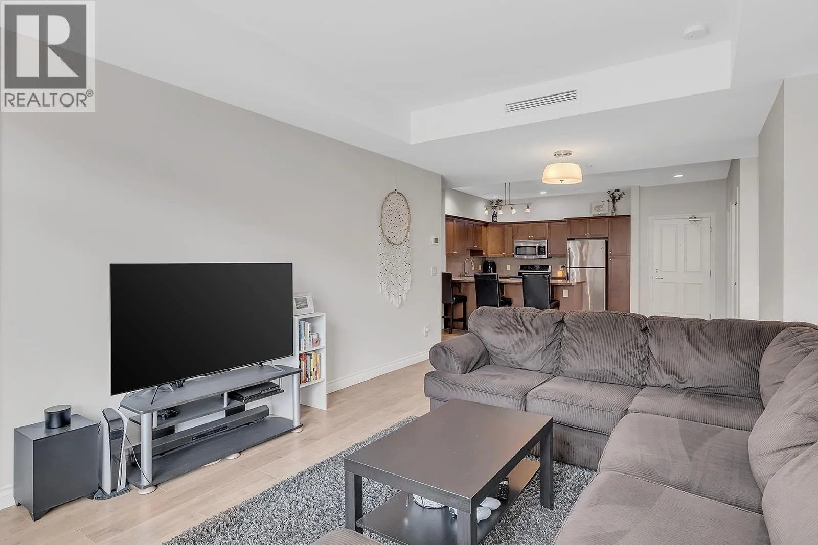 3832 Old Okanagan Highway Unit# 3305