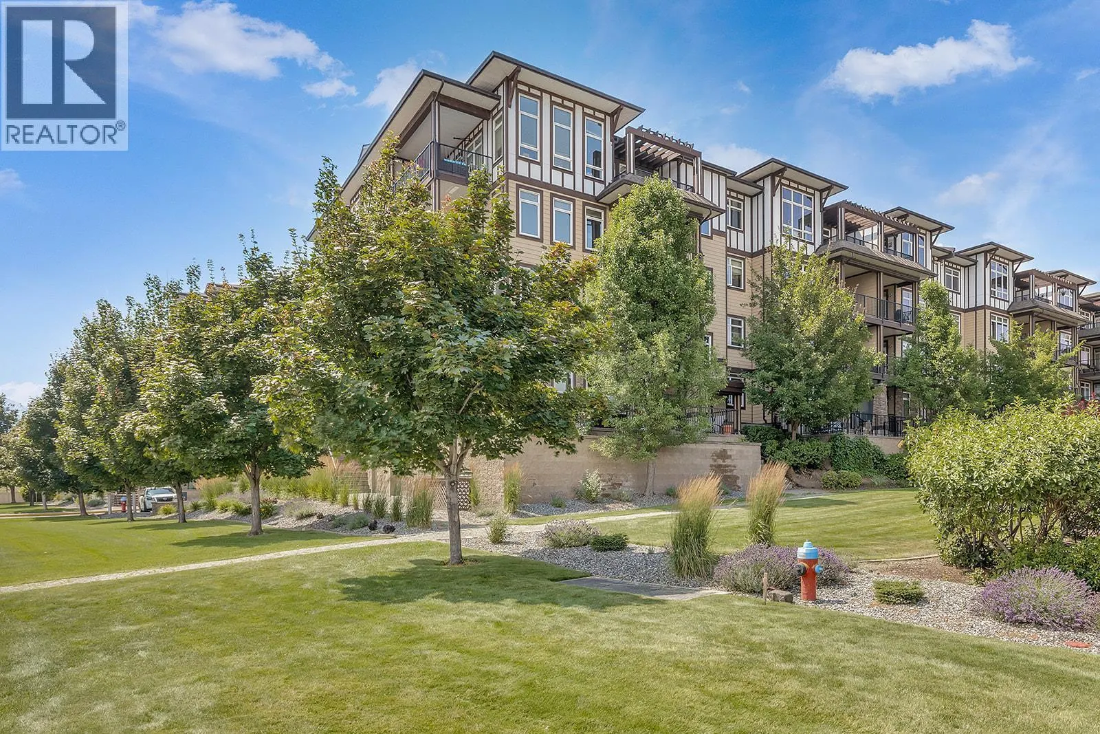 3832 Old Okanagan Highway Unit# 3305