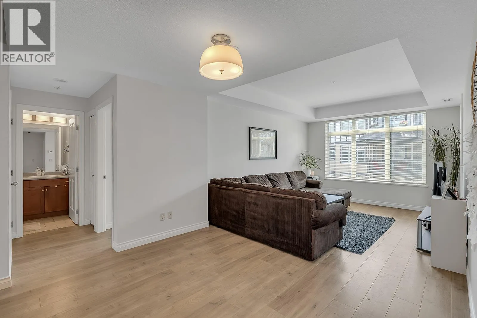 3832 Old Okanagan Highway Unit# 3305