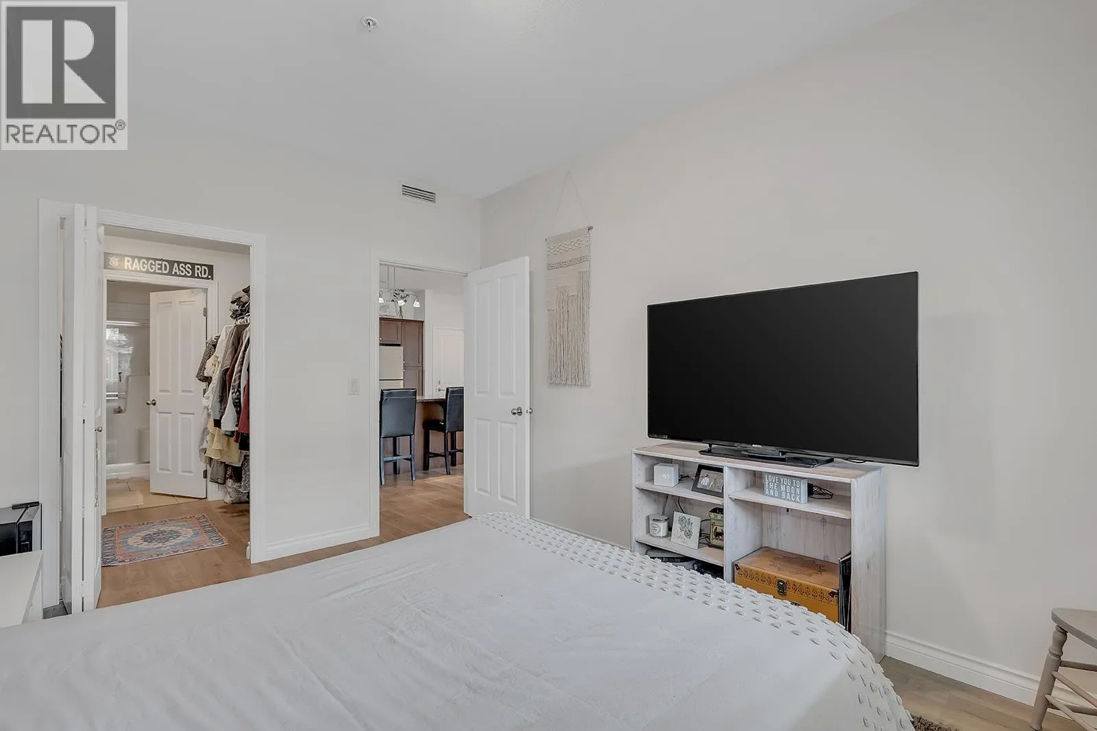 3832 Old Okanagan Highway Unit# 3305