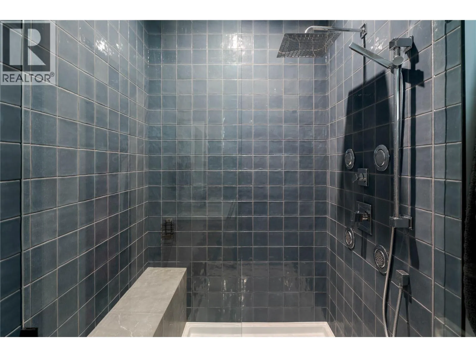 1131 Collinson Court