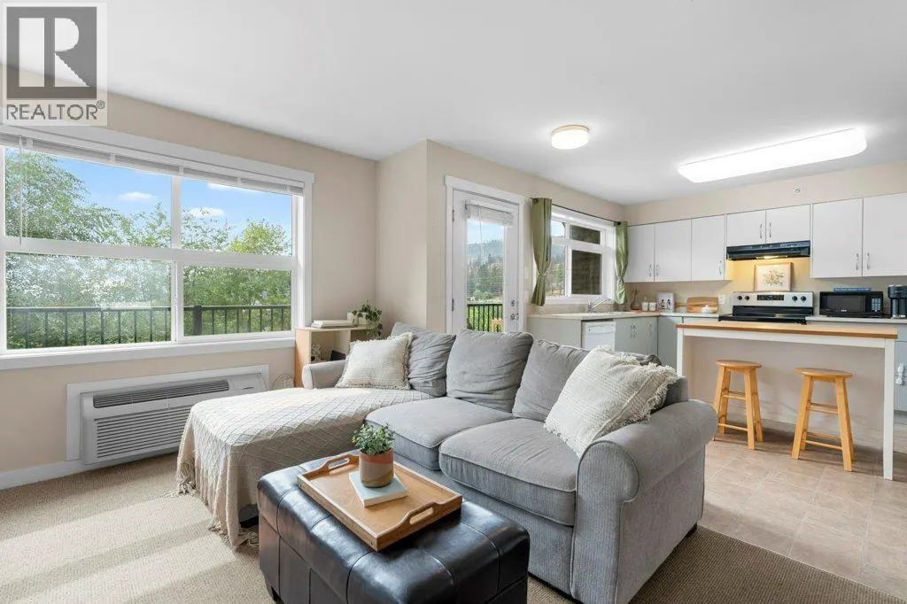 1477 Glenmore Road N Unit# 101B