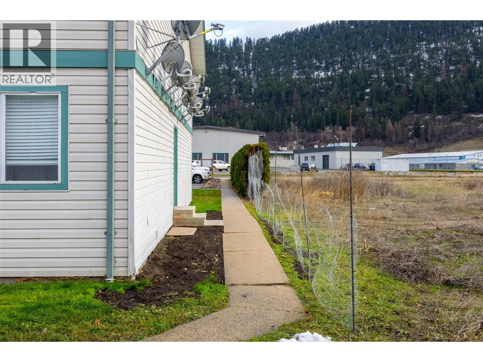 380 SHEPHERD Road Unit# 203