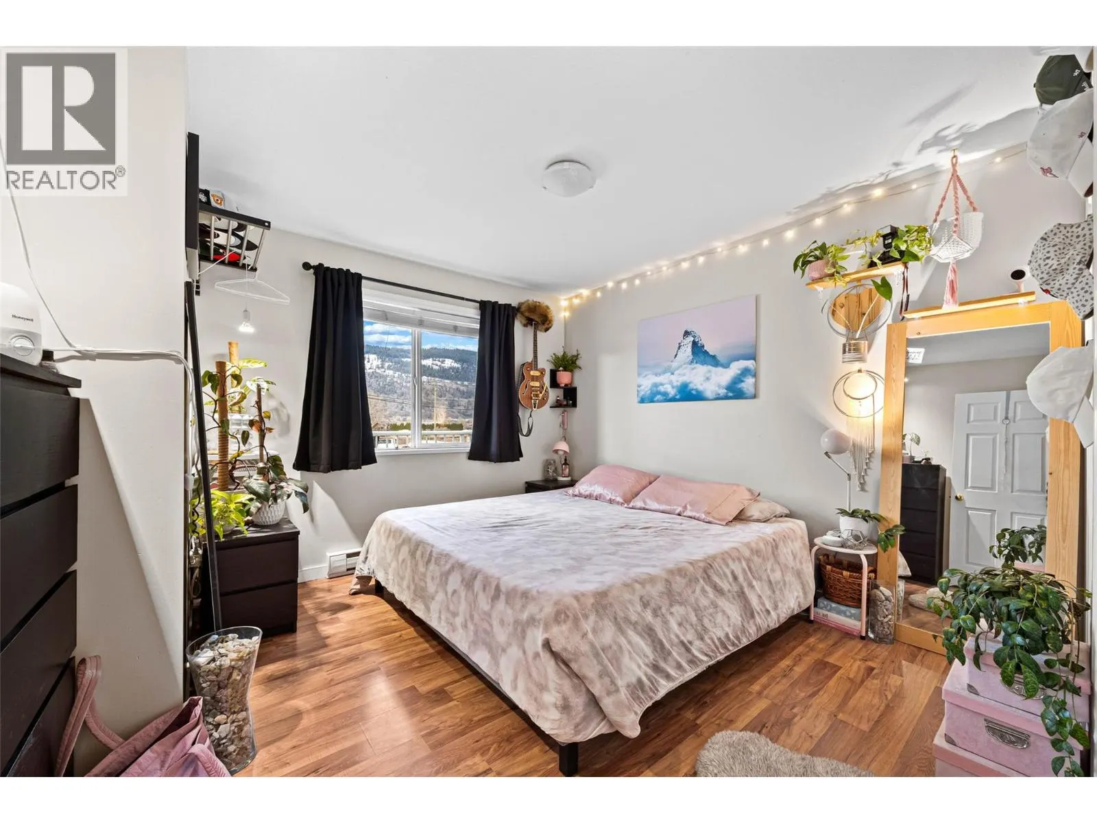 380 SHEPHERD Road Unit# 203