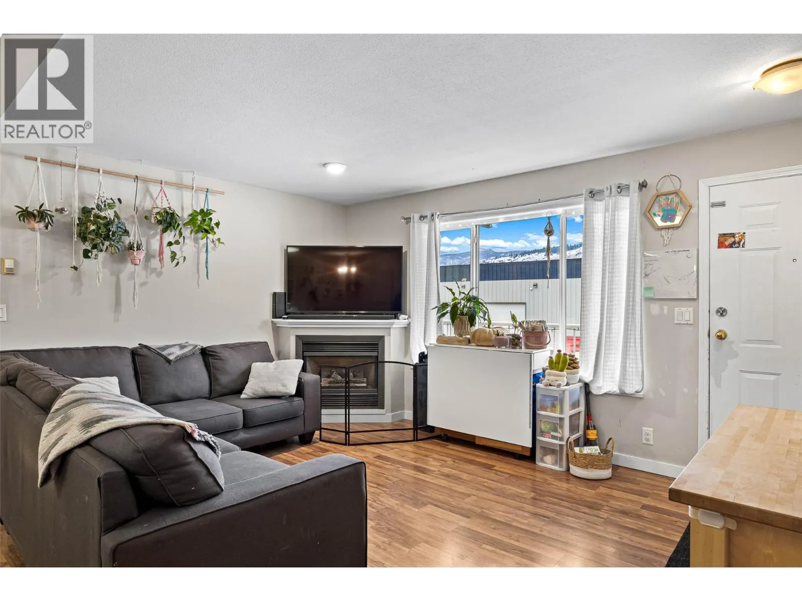 380 SHEPHERD Road Unit# 203