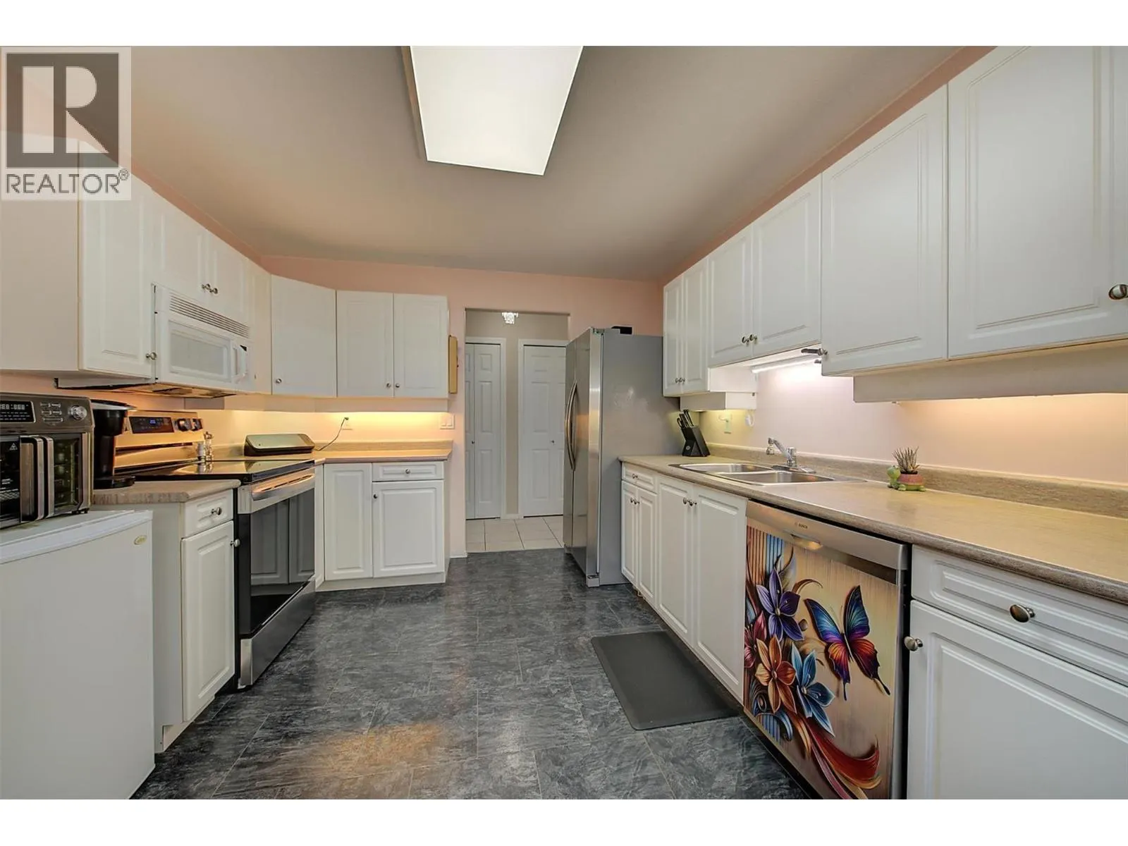 555 Houghton Road Unit# 203